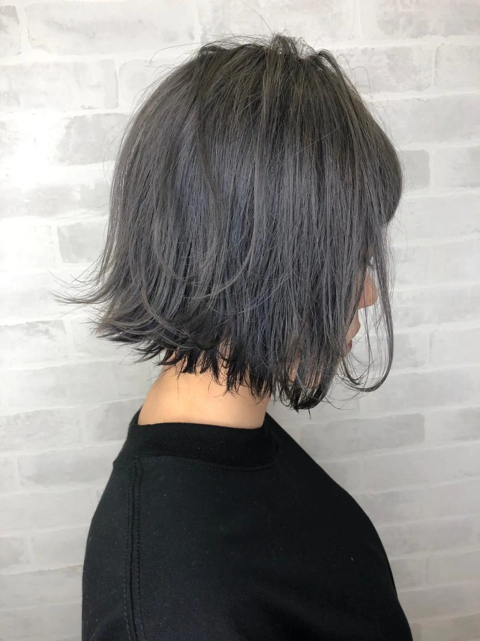 カラー デザインカラー Lienのヘアスタイル