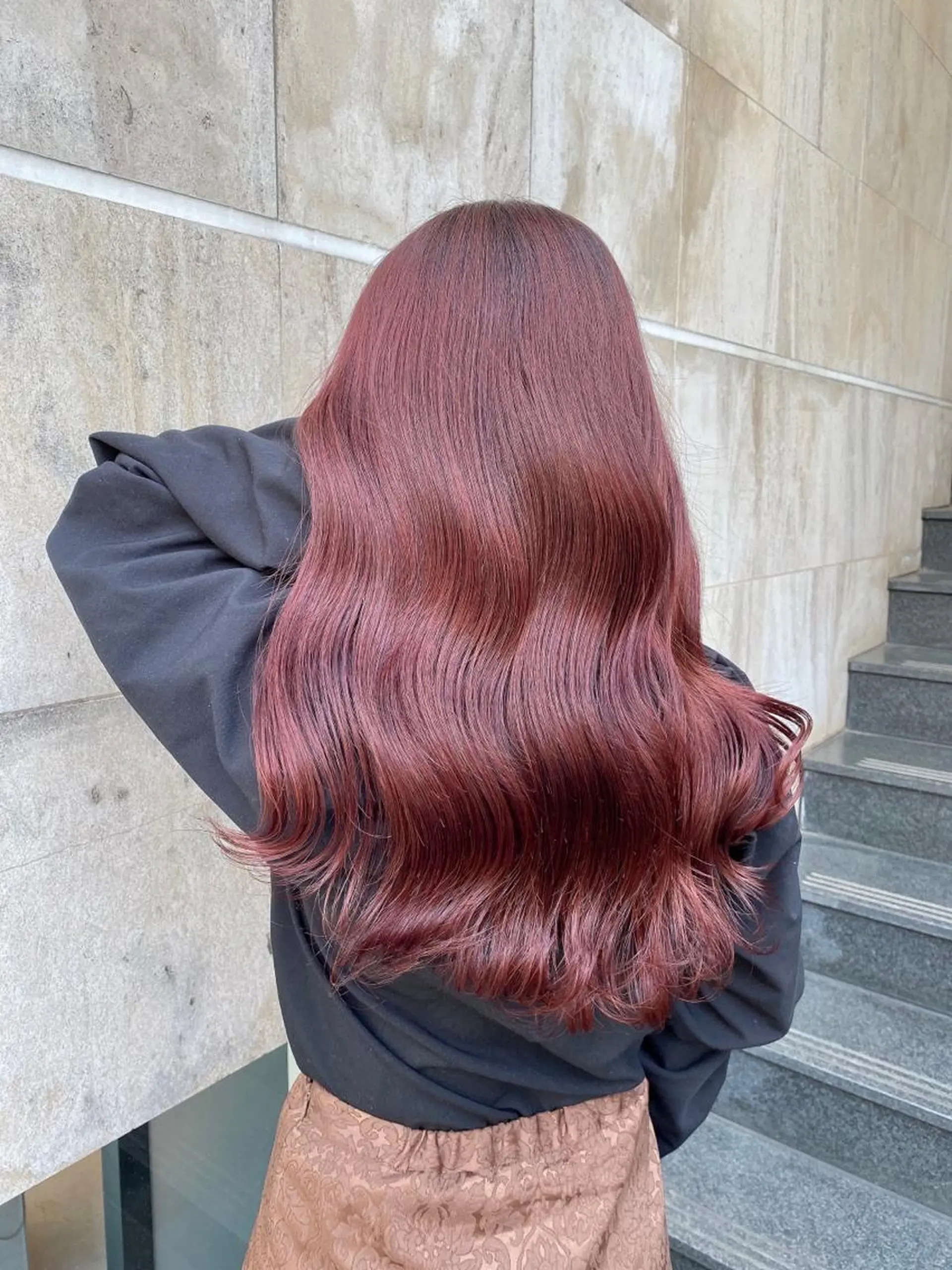 ロング カラー ブリーチ ケアブリーチ ダブルカラー グラデーションカラー ハイライトカラー ヘアカラー トリートメント ブリーチなし✨艶髪 カラー𓃲YAGIのヘアスタイル