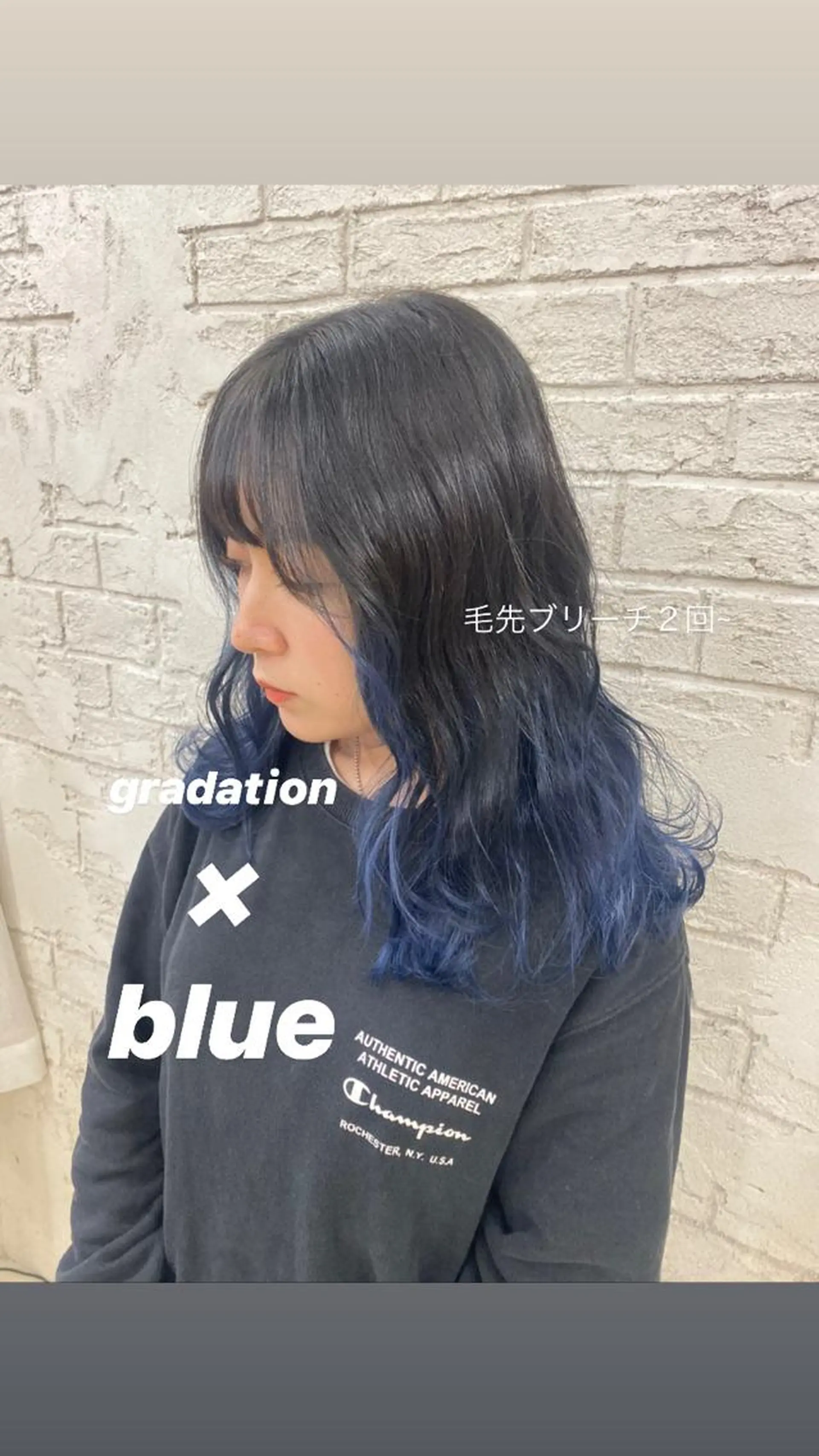 ロング カラー オリーブ/アッシュ やわらか透明感カラーのヘアスタイル