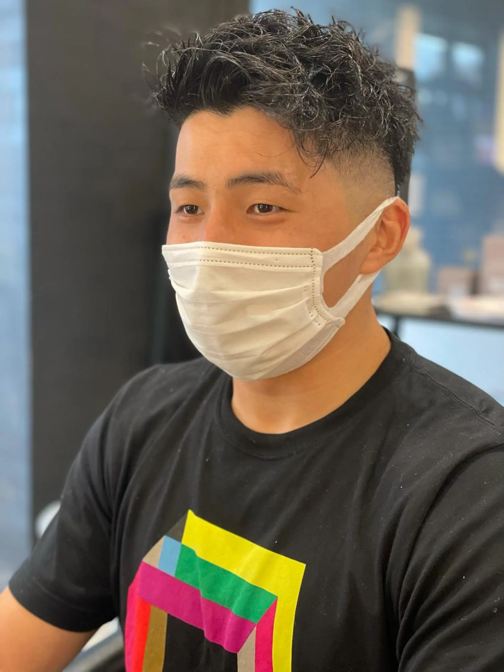 ショート パーマ メンズ メンズパーマ 刈り上げ ショートヘア スパイラルパーマ パーマ メンズヘア特化 崎田 成人のヘアスタイル