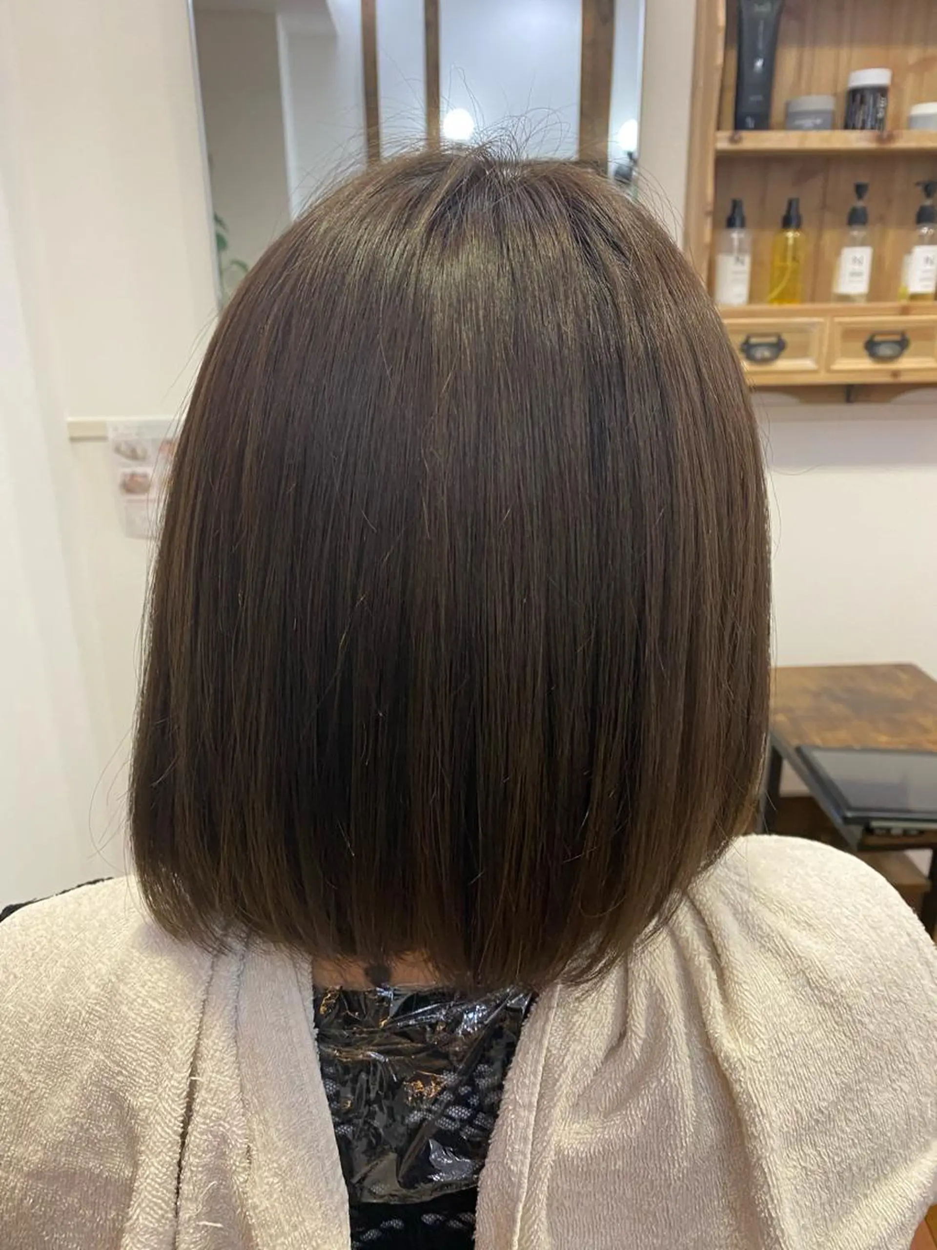 カラー アッシュ アッシュブラウン ブラウンカラー flower所属・奥井 姫華のヘアスタイル