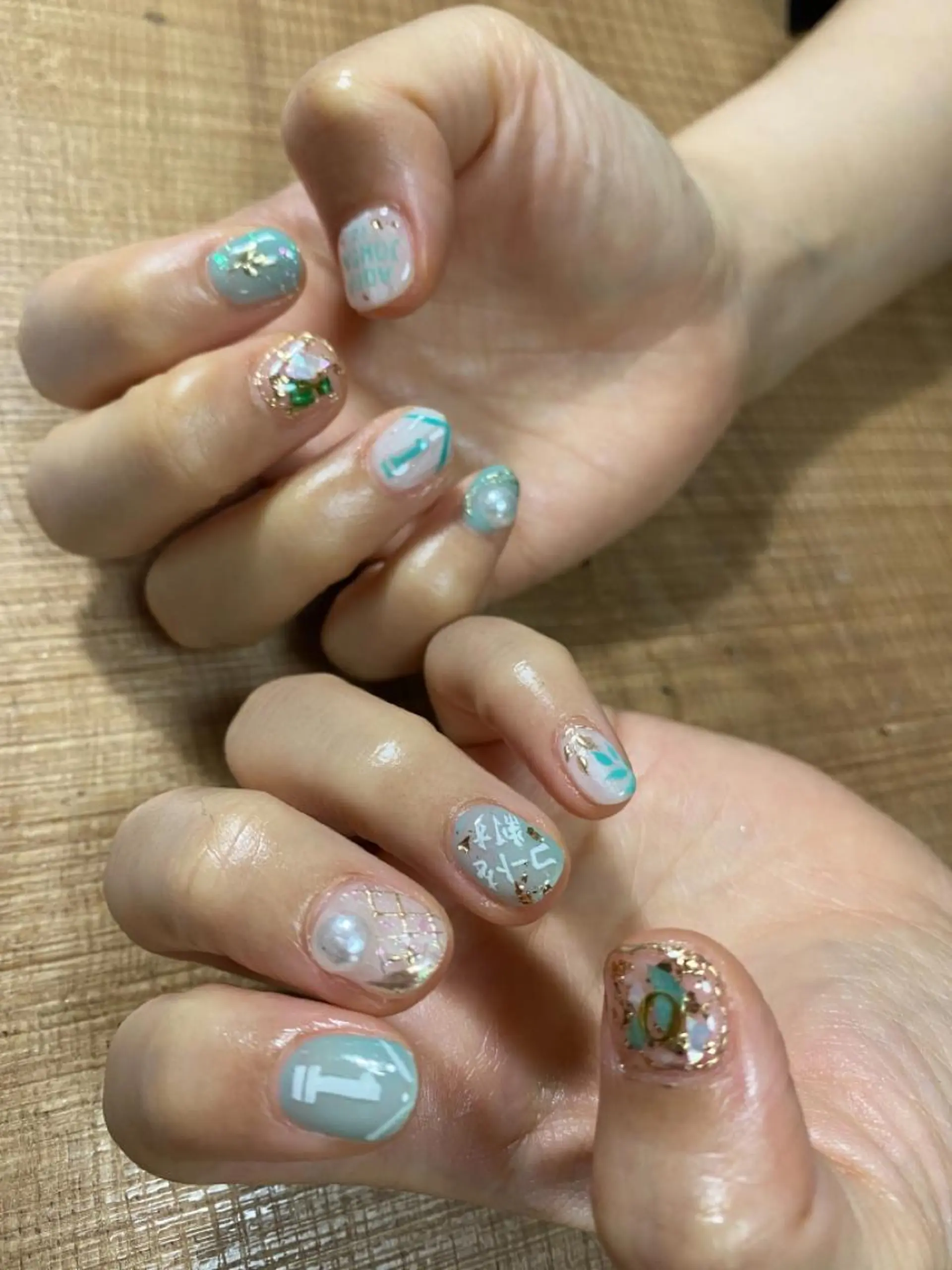 ネイル ハンドネイル 安藤 Charlotteのネイルデザイン