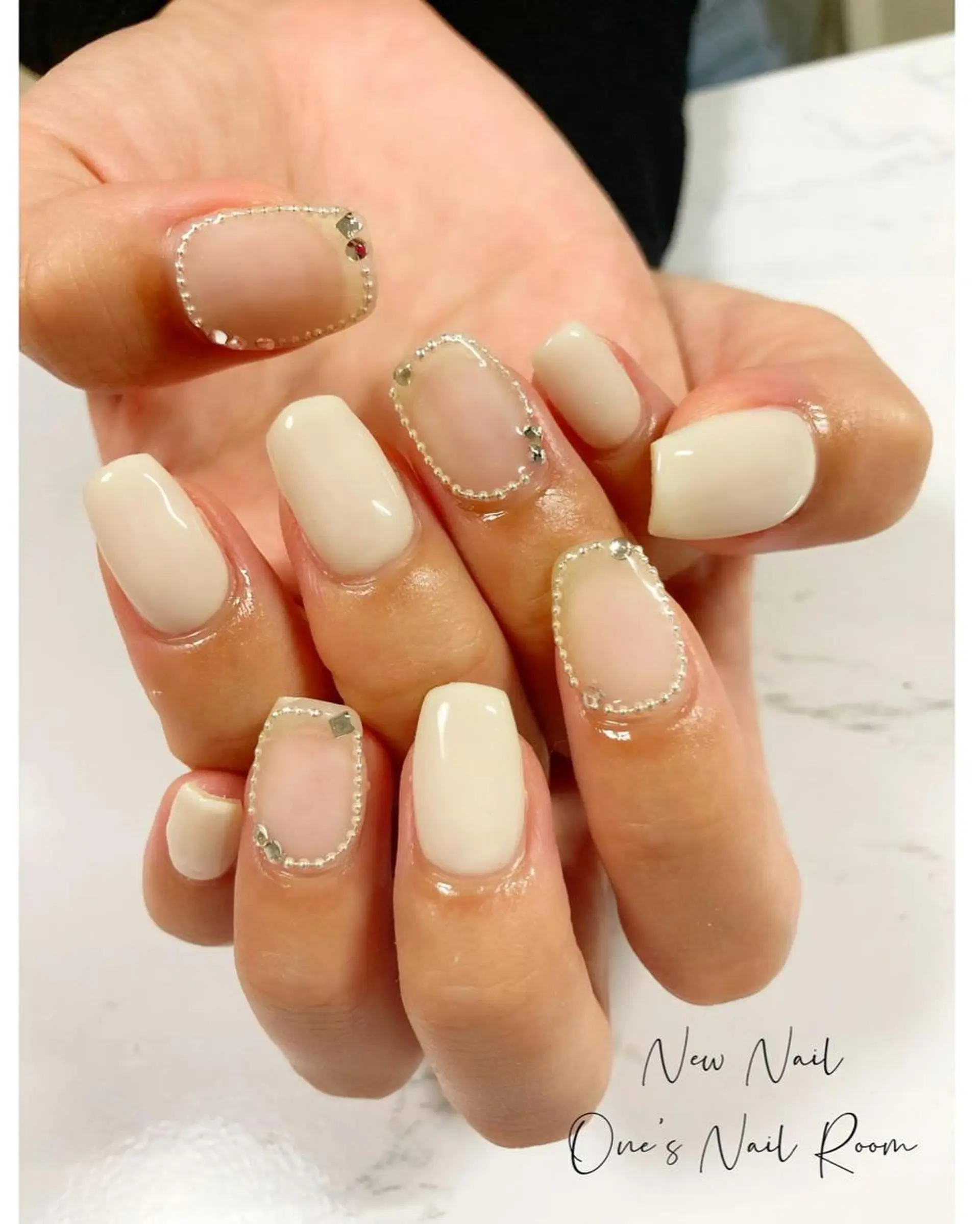 ネイル ハンドネイル One's Nail Roomのネイルデザイン