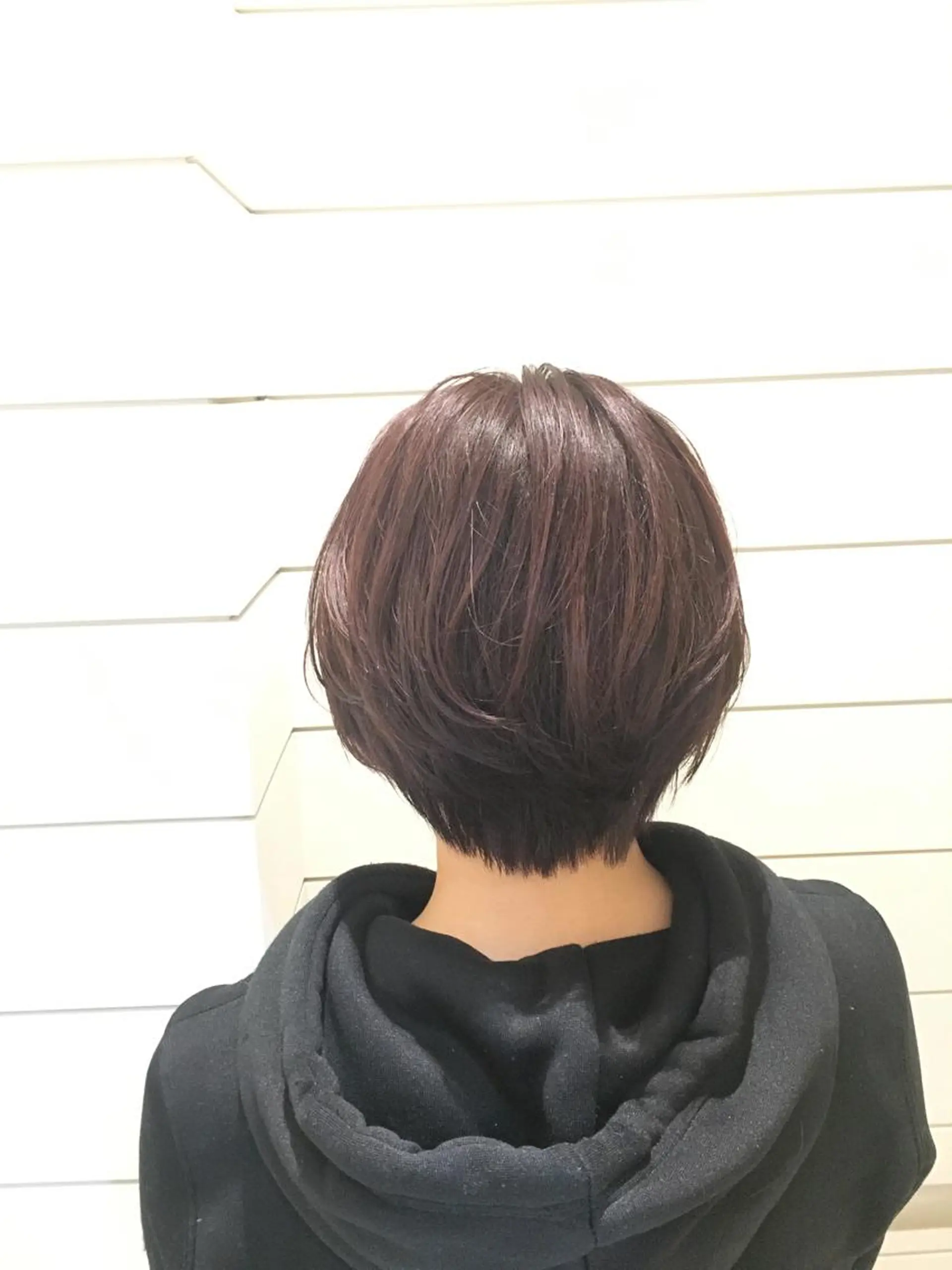 ショート カラー ヘアアレンジ ブラウンカラー ピンクカラー ピンクブラウン 鍵山 千秋のヘアスタイル