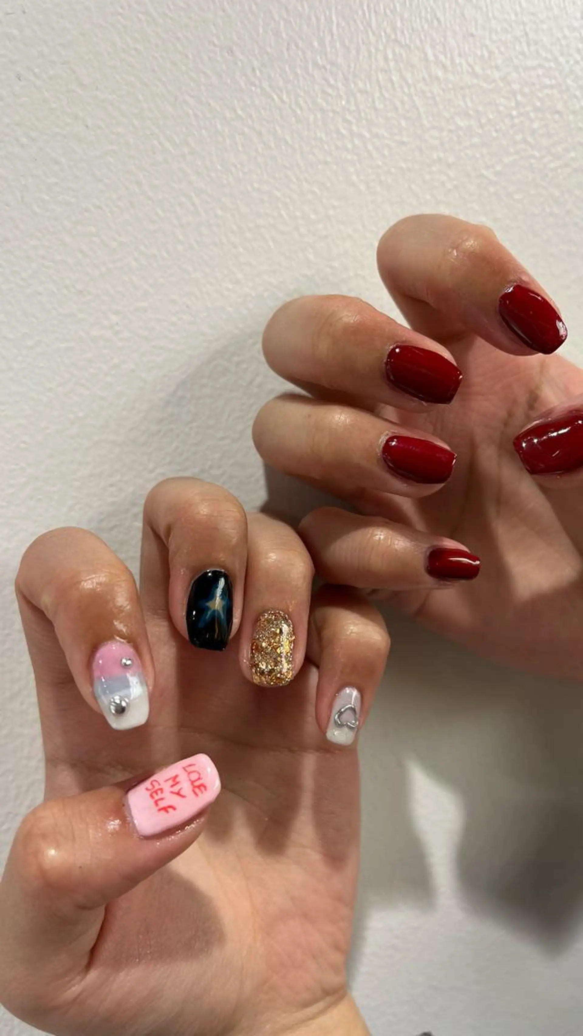 カラー ネイル マツエク・マツパ 付け放題 アートネイル ジェルネイル ハート ニュアンスネイル ハンドネイル mai🤍縮毛酸性ス トレート/アイリストのヘアスタイル