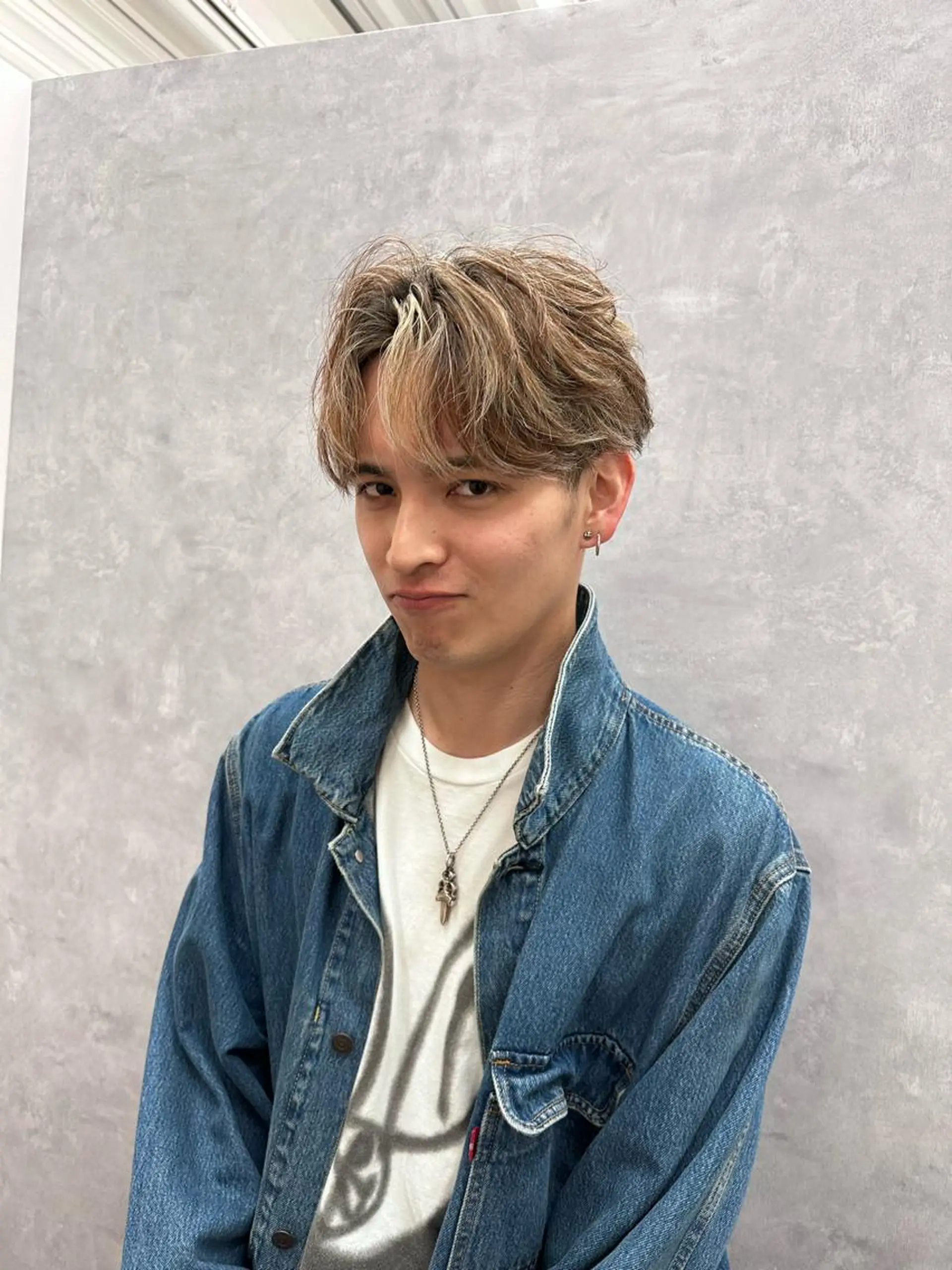 メンズ メンズハイライト カット ヘアカラー トリートメント 韓国ヘア/ワンホン ちひろのヘアスタイル