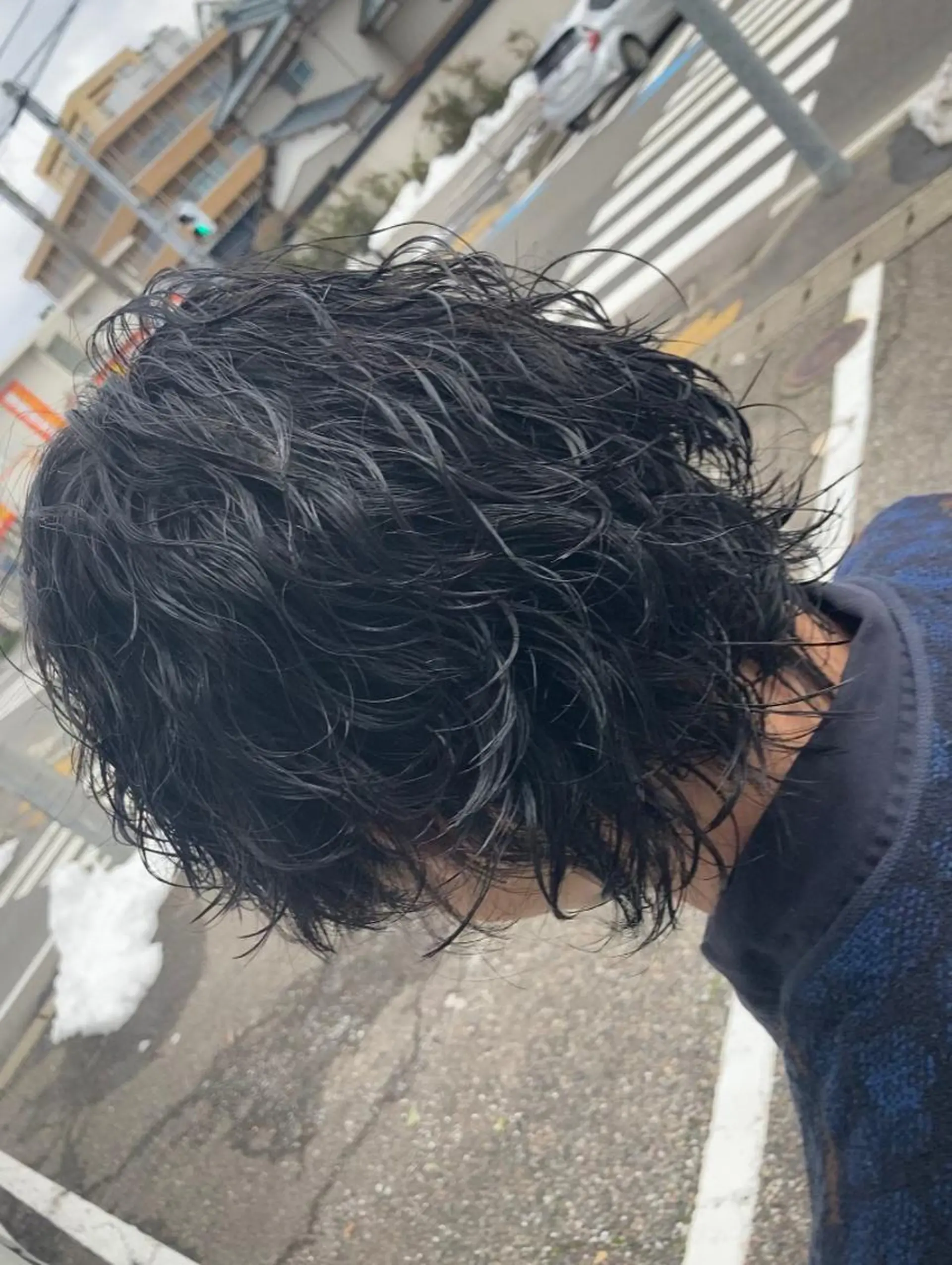 セミロング パーマ メンズ メンズパーマ メンズウルフカット セミロングパーマ ウルフカット パーマが得意な【最高 悠斗】のヘアスタイル