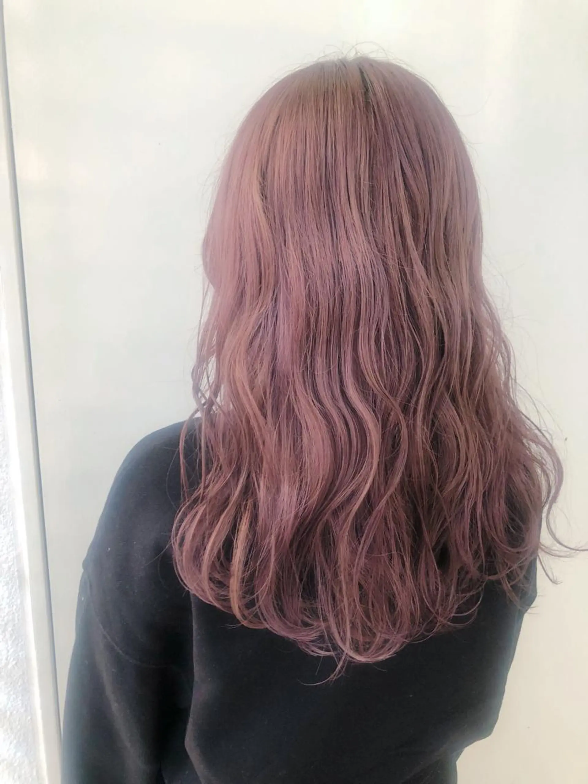 ロング カラー 韓国ヘア顔周りカット 艶髪ベージュtamaのヘアスタイル