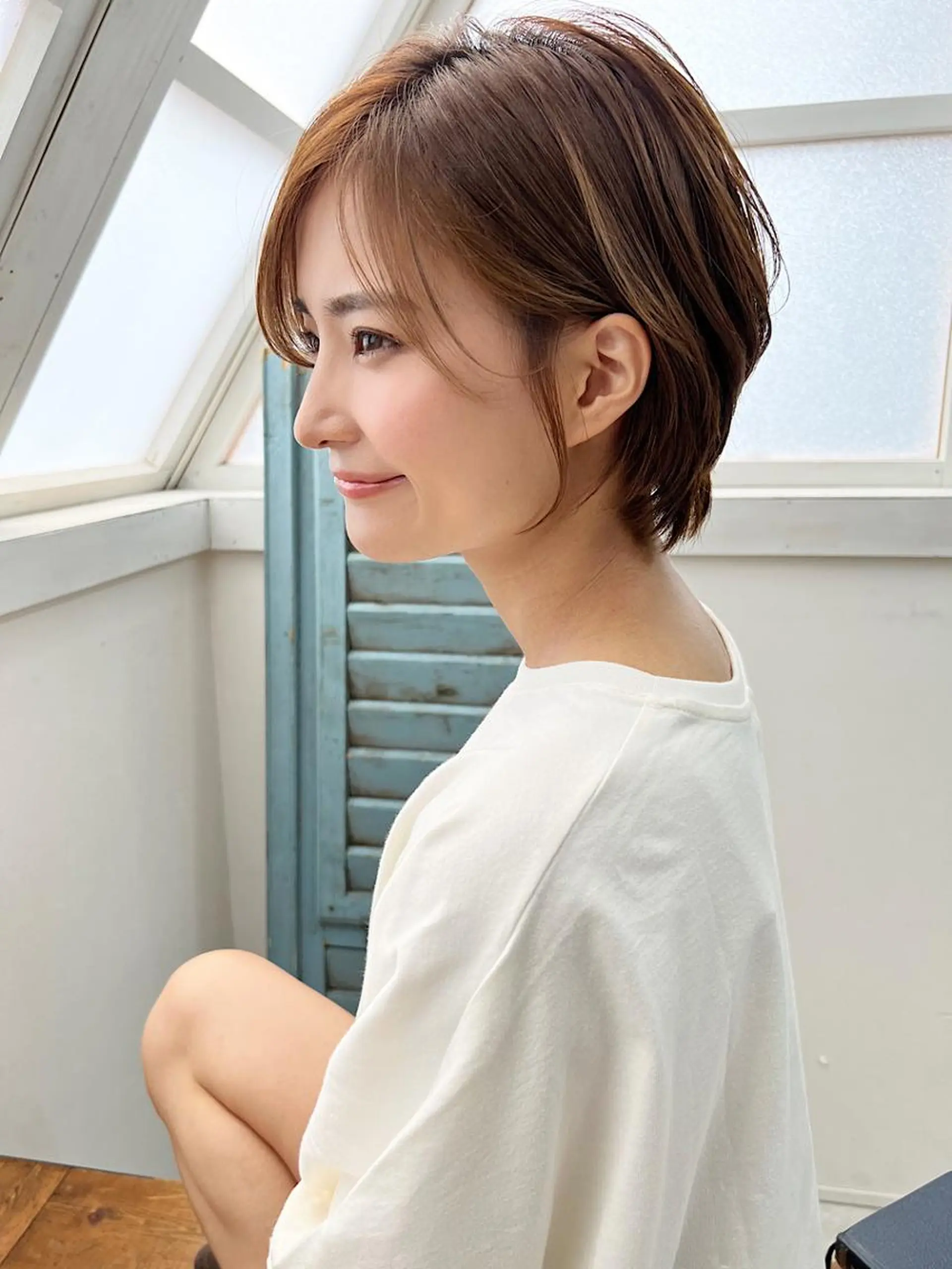 ショート 切りっぱなしボブ ショートボブ ボブ ハイライト シースルーバング バレイヤージュ茅ヶ崎 オオタ カズキのヘアスタイル