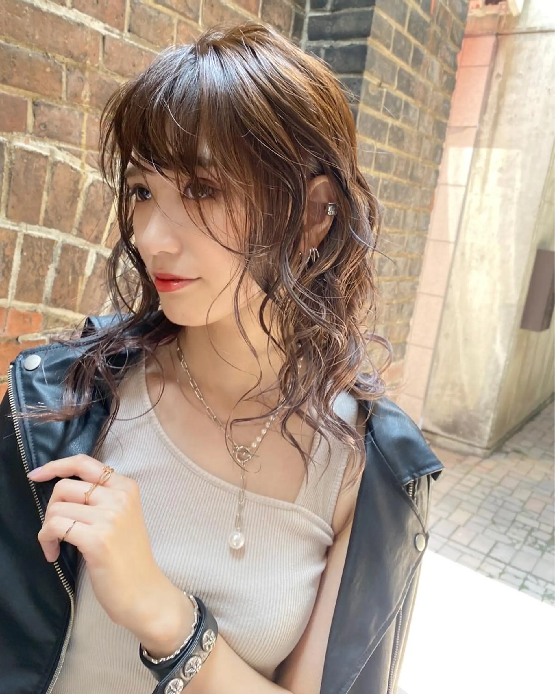 セミロング 「ヲタクに美容室は難しい。」所属・インナーカラー🦔 🐾KEISUKEのヘアスタイル