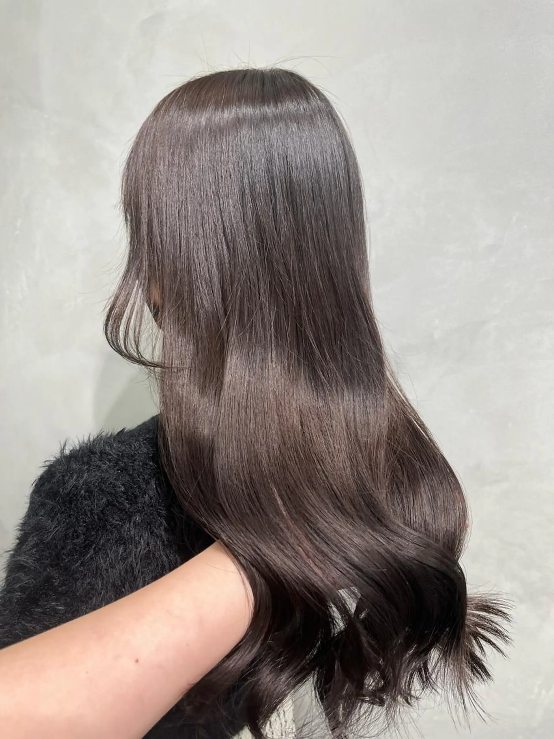 カラー グレージュ dot .tokyo所属・中村 彩夏のヘアスタイル