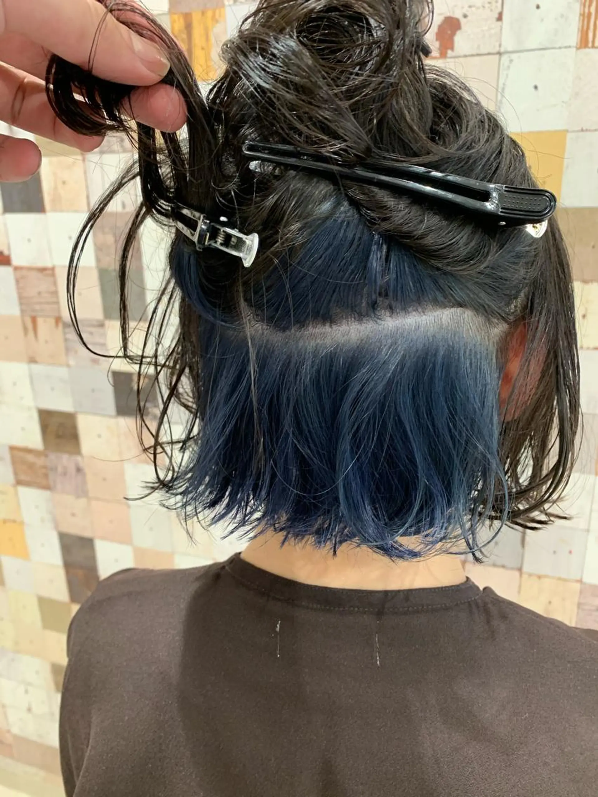 ショート カラー ブルーカラー インナーカラー ヘアカラー トリートメント 上村 将人のヘアスタイル