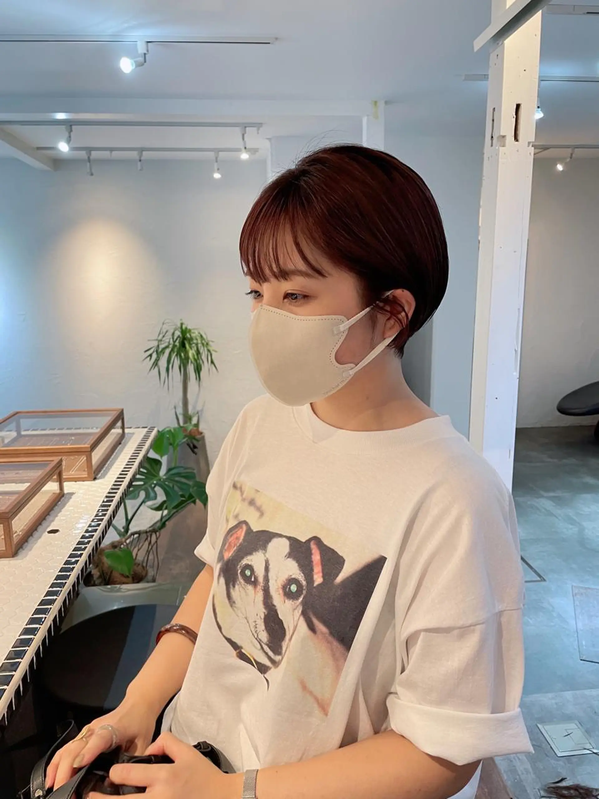 ショート カラー 高橋 愛美のヘアスタイル