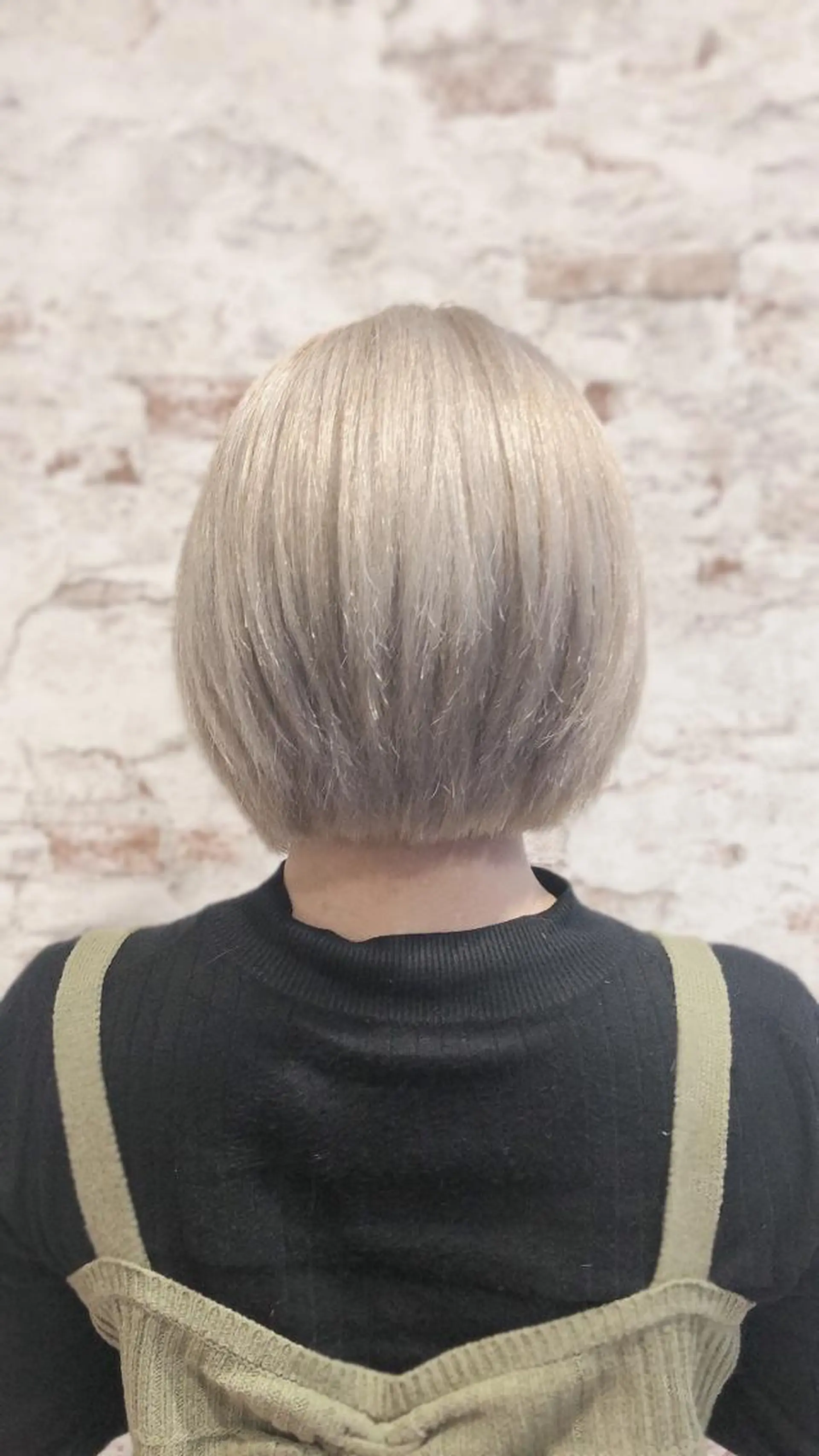 ショート カラー ベージュカラー ブロンド 外国人風ヘア 🍔Mamiのヘアスタイル