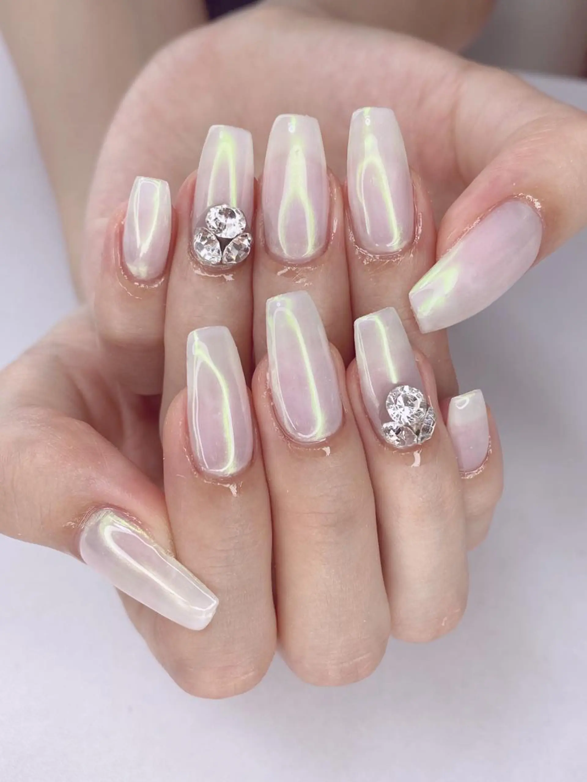 ネイル オーロラネイル ロングネイル シンプルネイル ストーンネイル Ｎail Ｓalon ertiのネイルデザイン