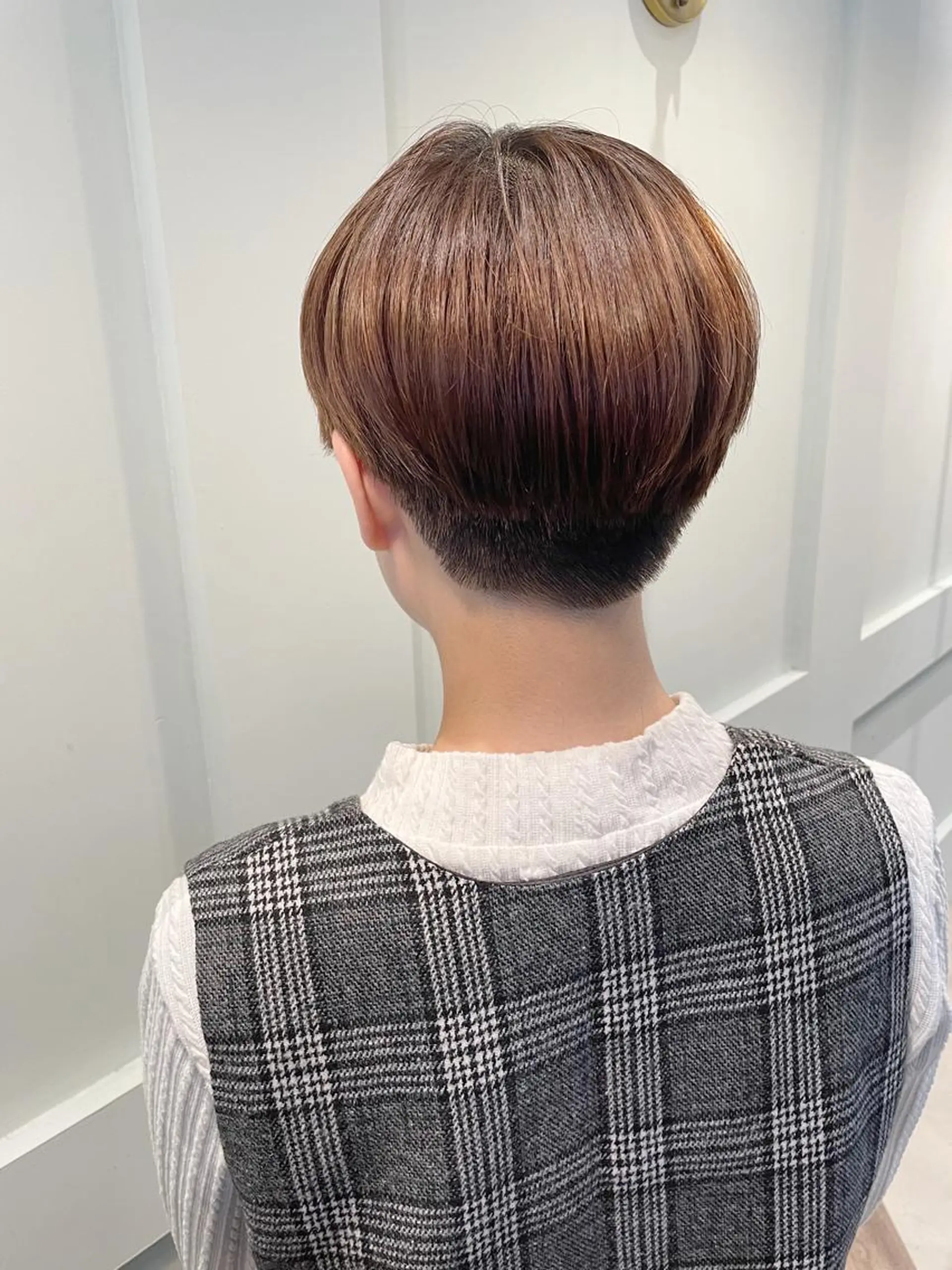 ショート ケアブリーチ /髪質 改善/古橋圭史郎のヘアスタイル