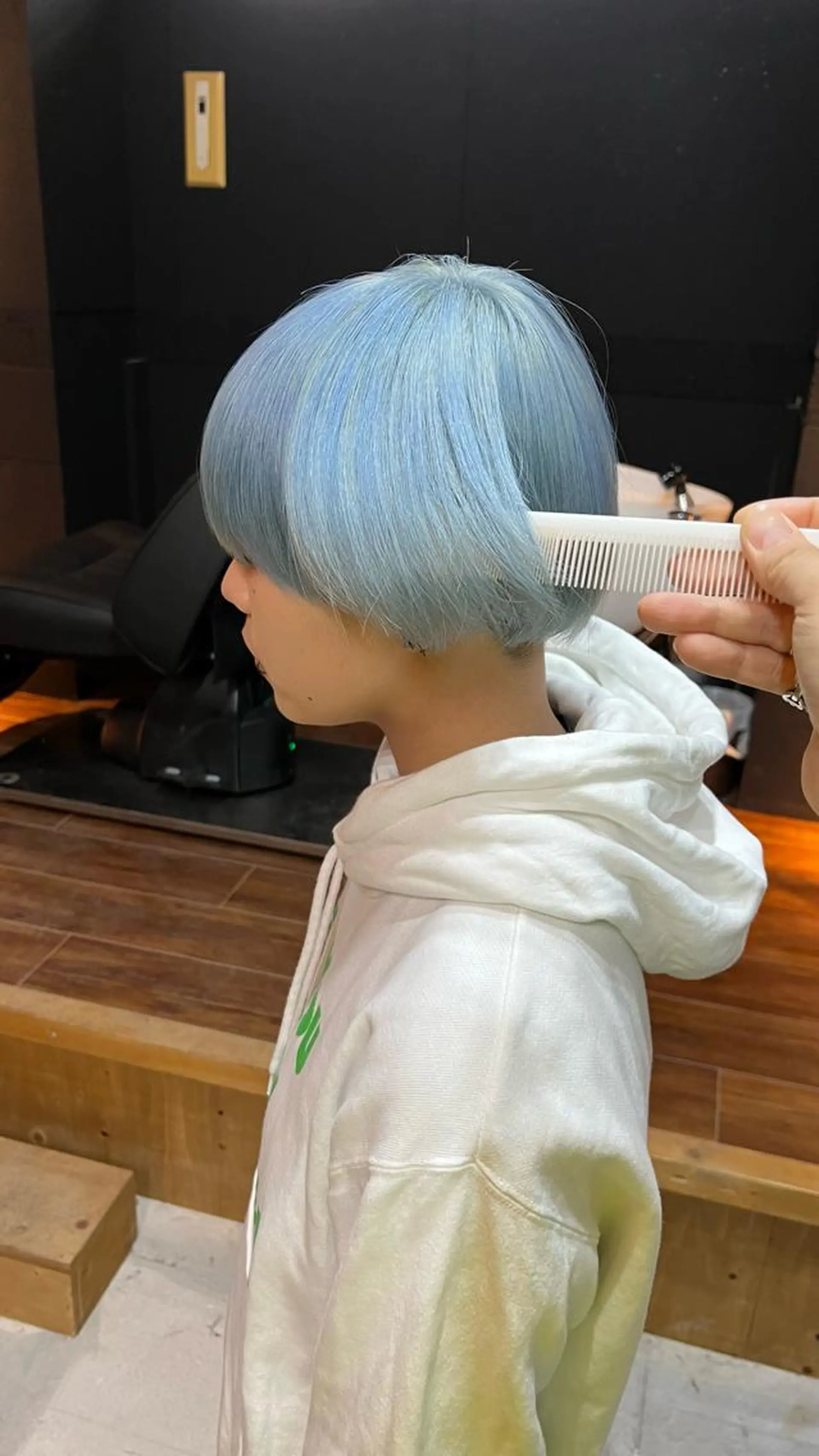 ショート カラー ブリーチ ハイトーンカラー ChuDuck所属・🐮ChuDuck 代表　SHOTA🐮のヘアスタイル