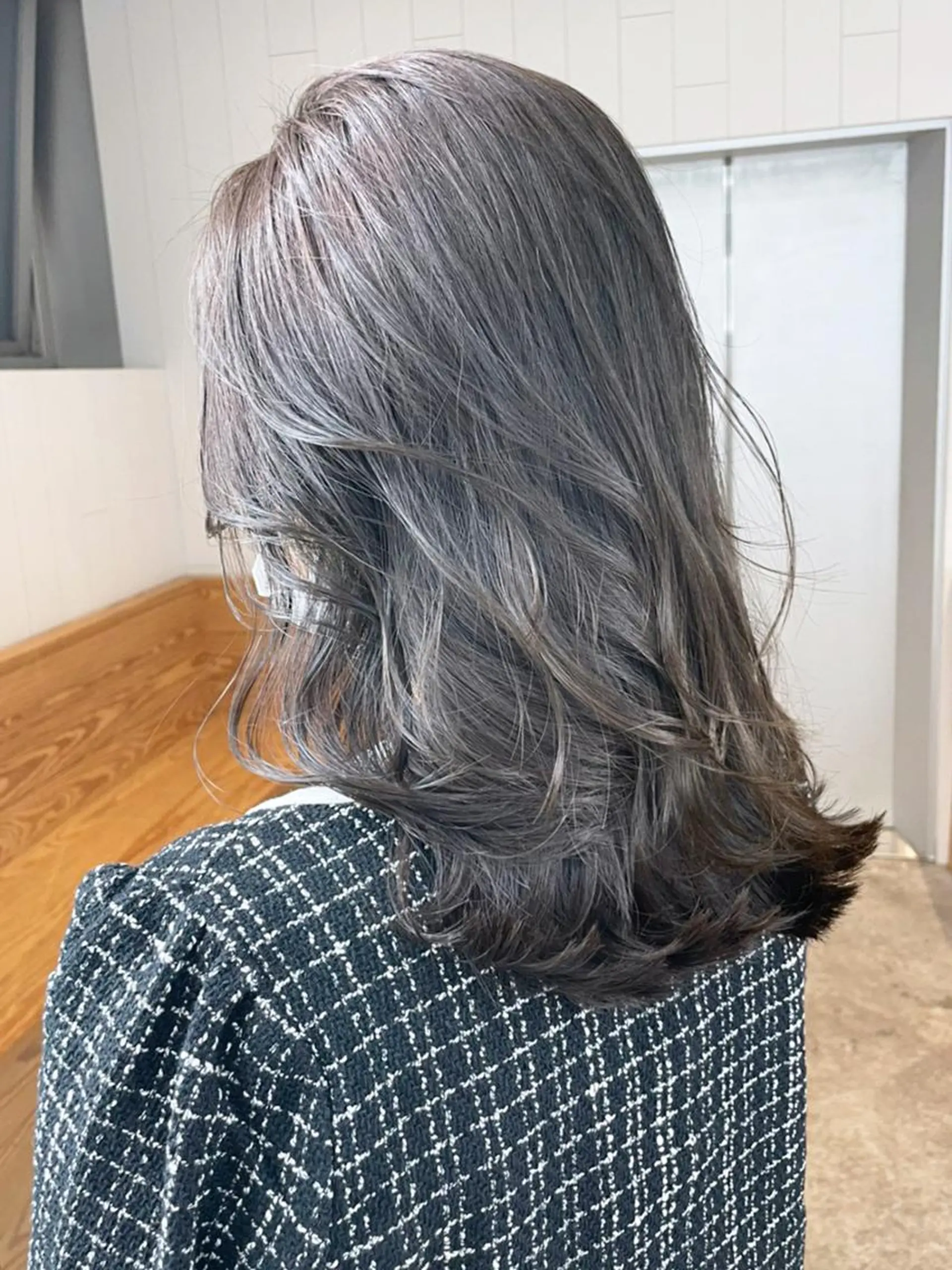 ミディアム カラー グレージュ カット ヘアカラー トリートメント ITbyALBUM 藤沢店のヘアスタイル