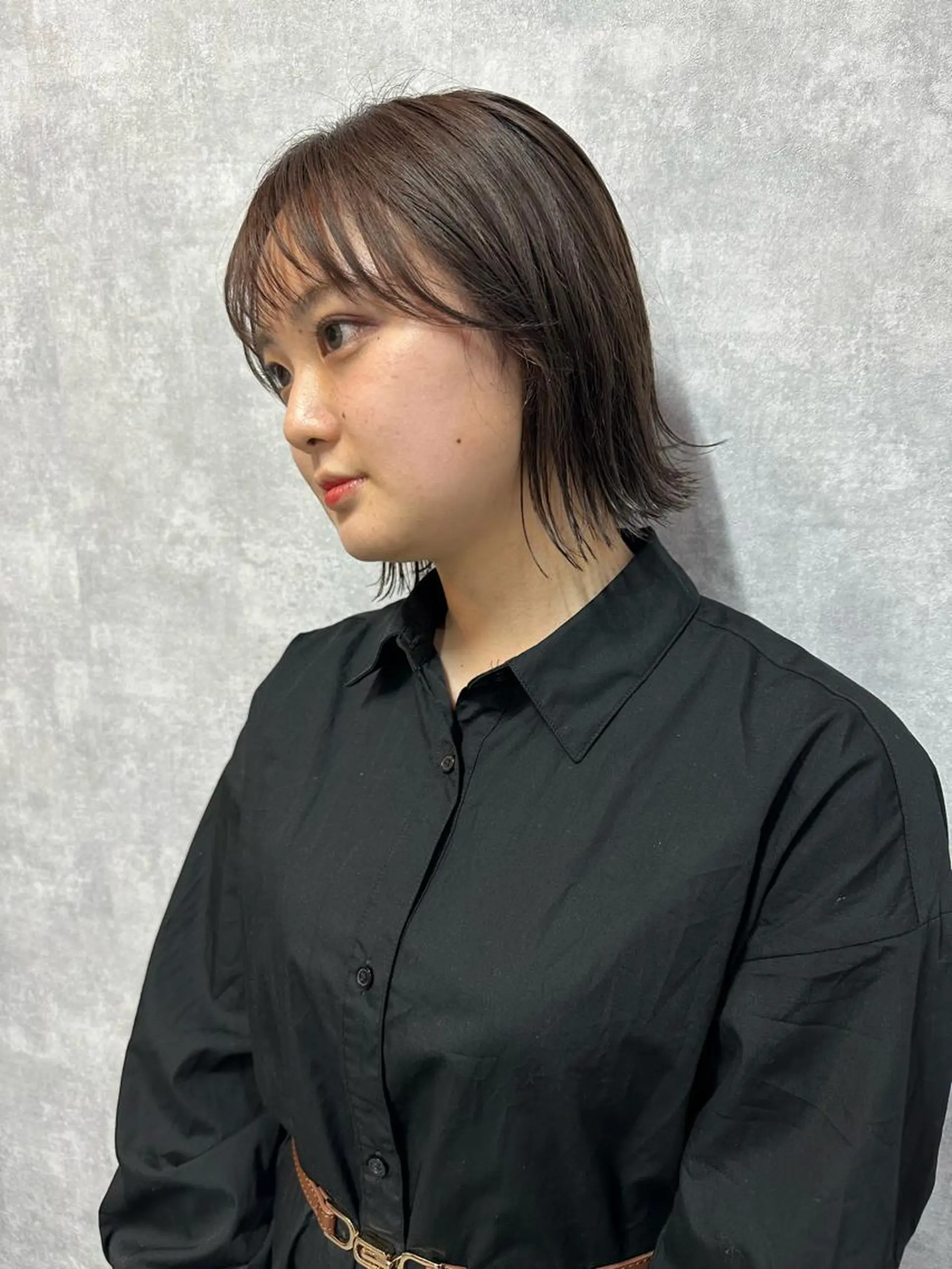 ショート 切りっぱなしボブ ショートボブ ハンサムショート 丸みショート アッシュ カット ヘアカラー トリートメント モテ髪/ボブ/ショー ト/アダチフウトのヘアスタイル