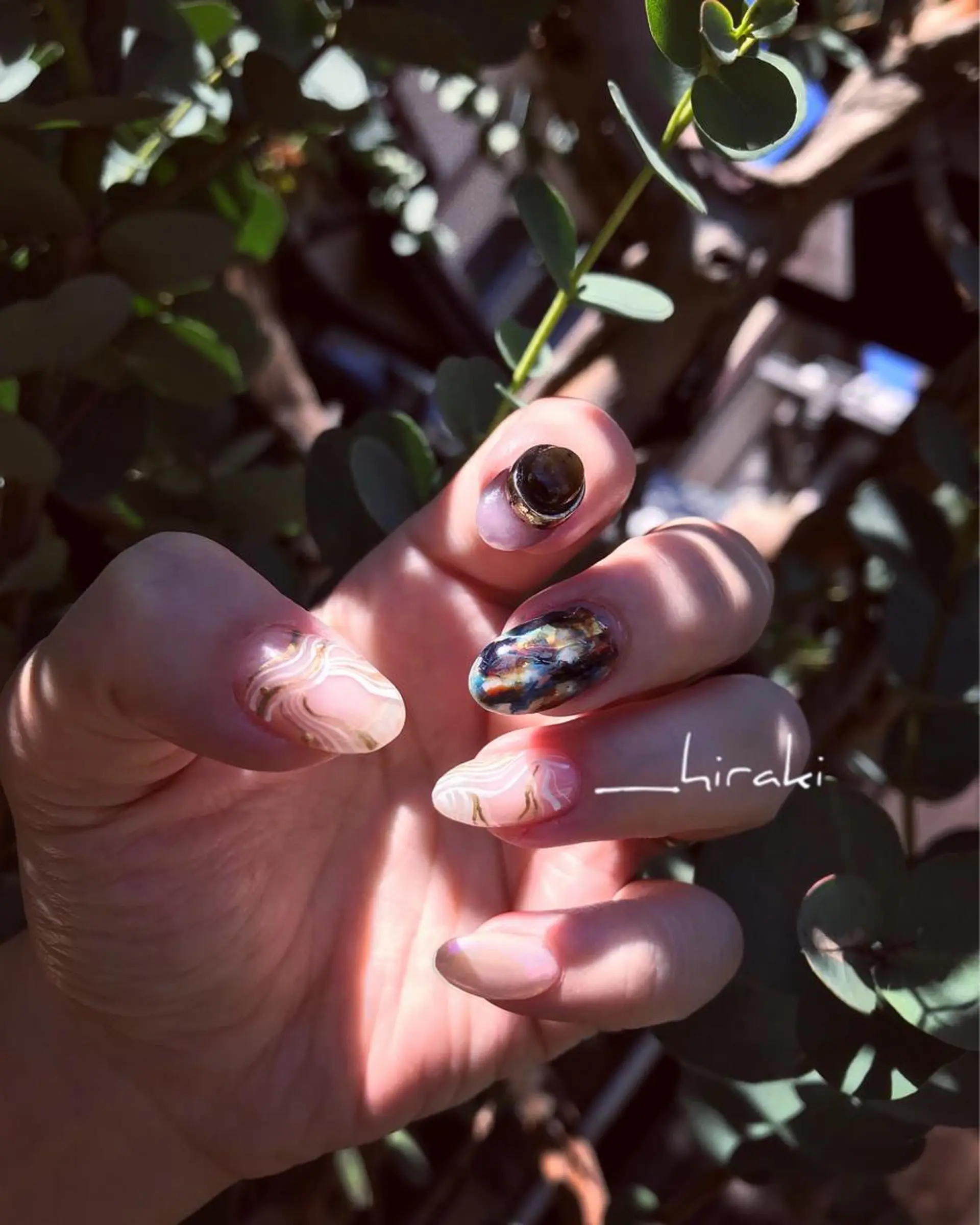 ネイル nail atelier AMBER所属・saori .の眉毛・アイブロウイメージ