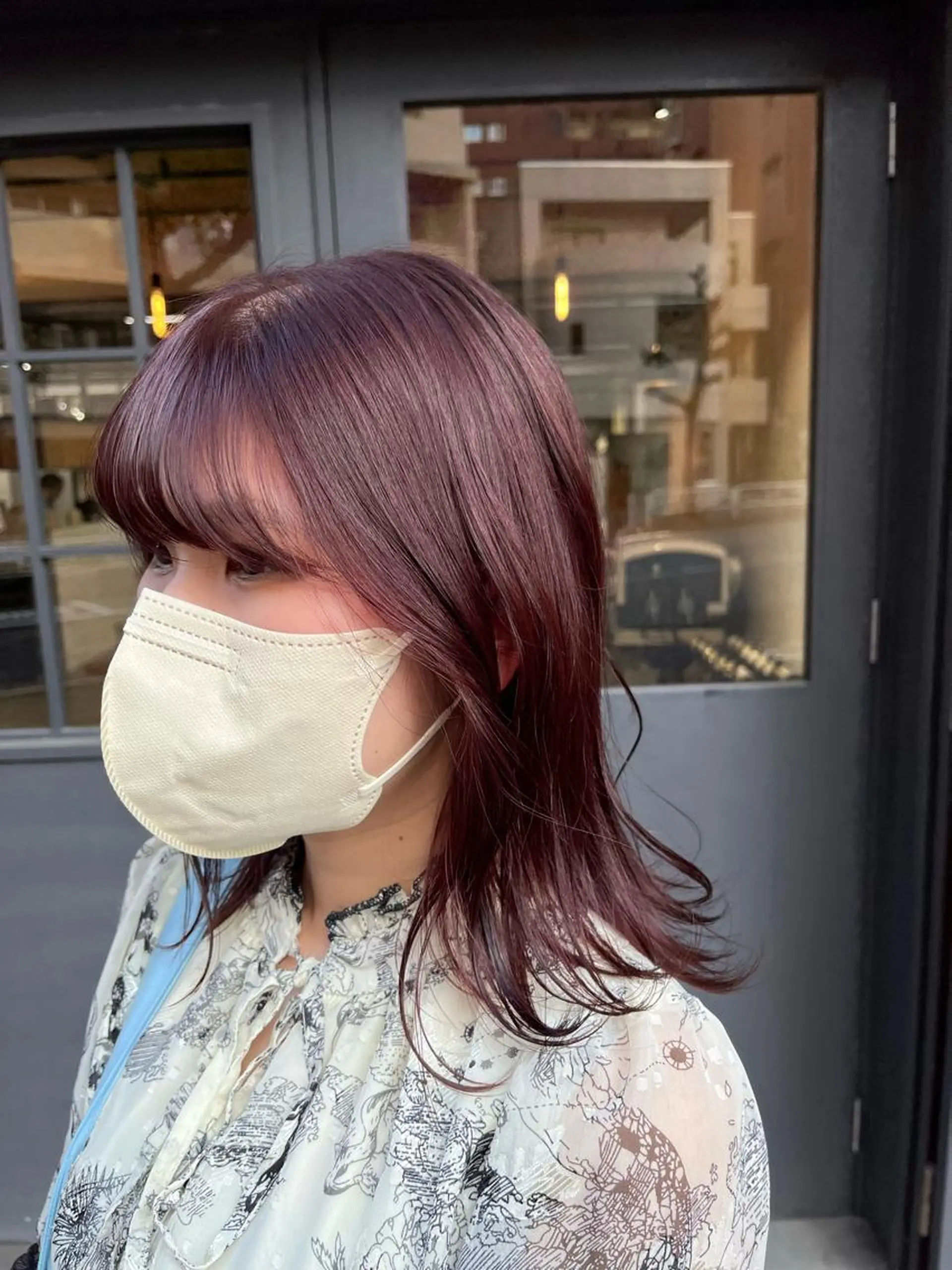 セミロング カラー ブリーチ ピンクカラー ROCCO east MIYOのヘアスタイル