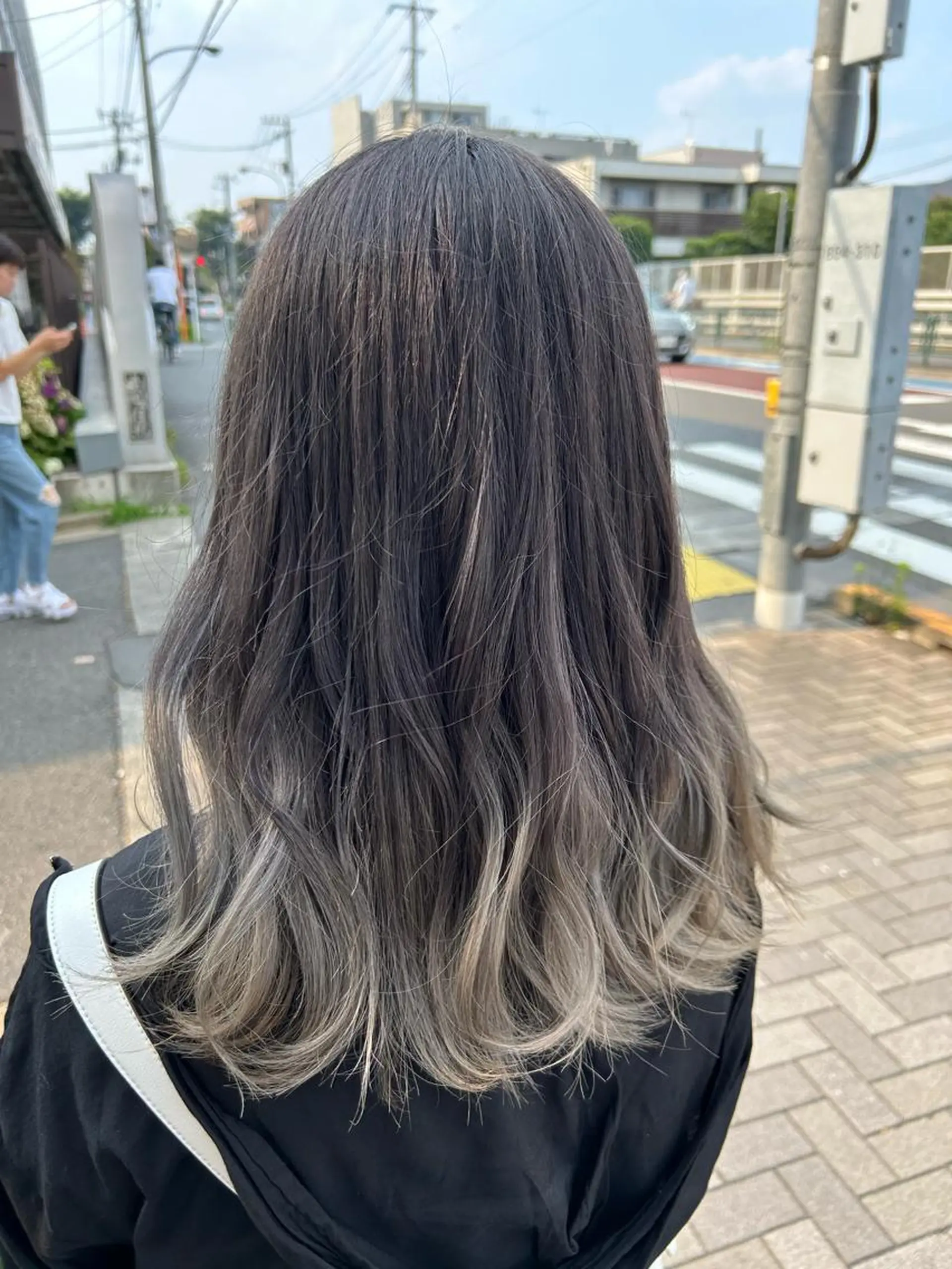 セミロング カラー グラデーションカラー ヘアカラー トリートメント 艶カラー/耳つぼ/ 渡辺奈緒のその他イメージ