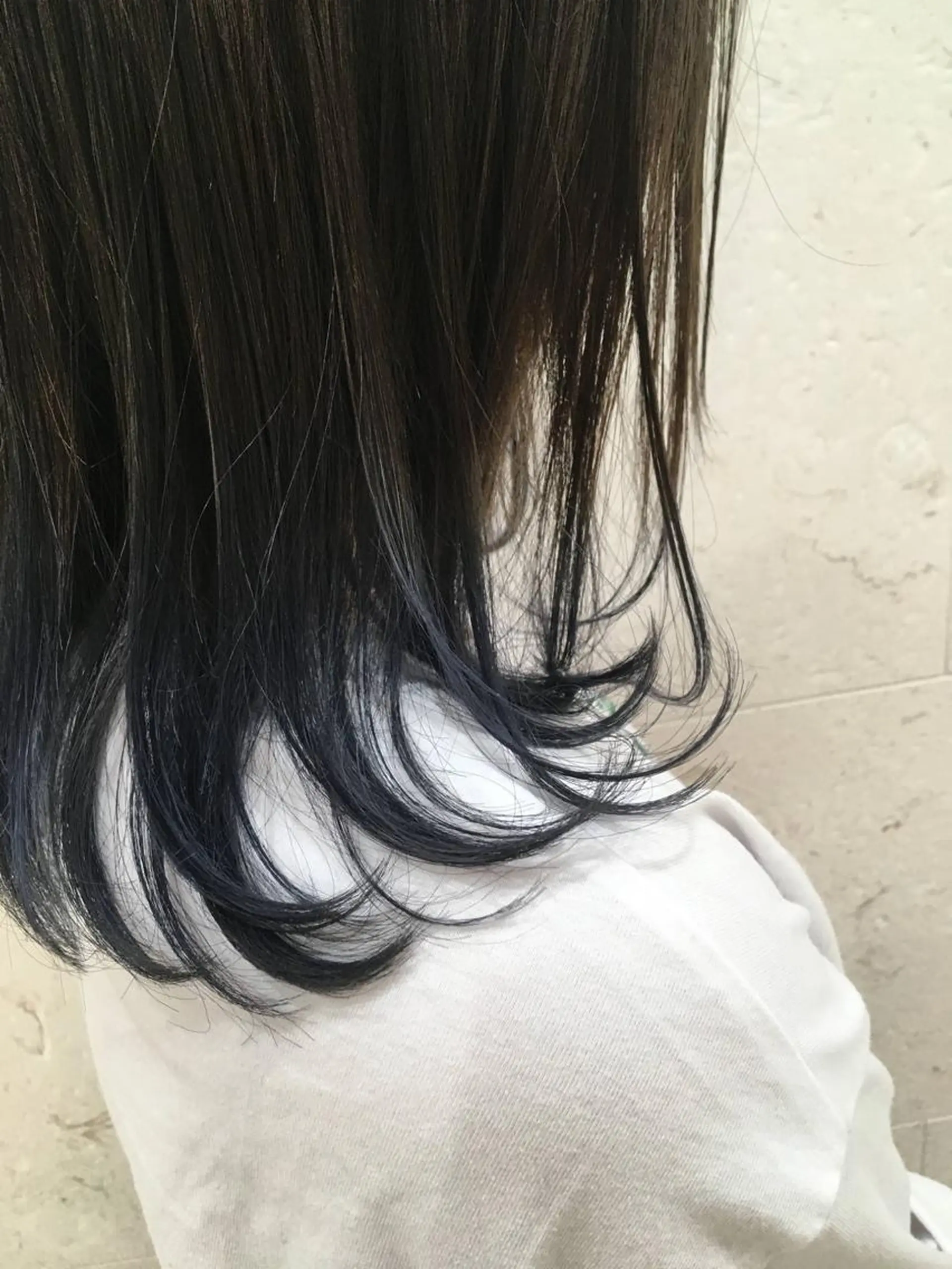 セミロング カラー アディクシーカラー ブルーカラー カット ヘアカラー トリートメント 斉藤 貴也のヘアスタイル