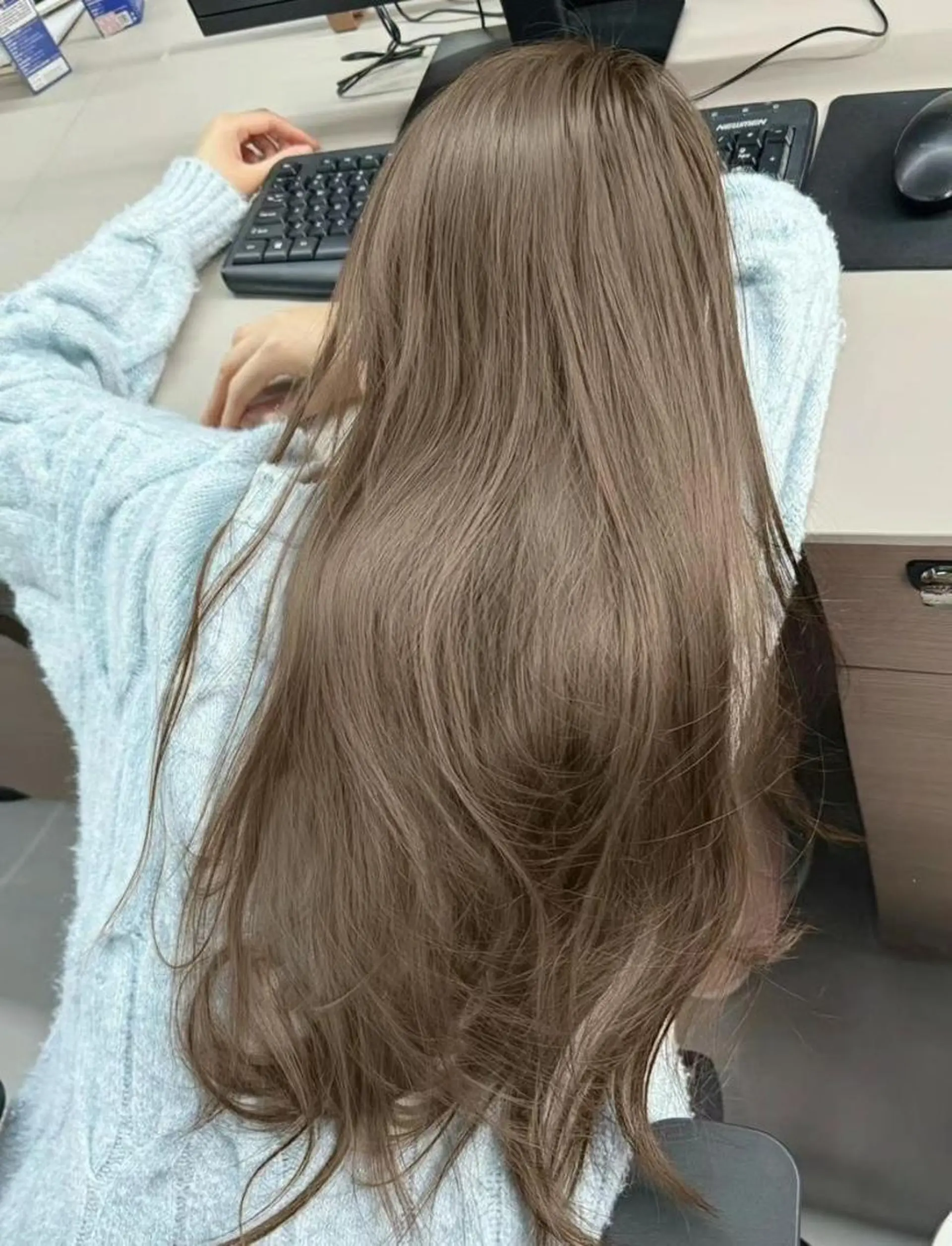 ミディアム 赤み消し🌿透明感 ヘア🌿横浜WILLのヘアスタイル