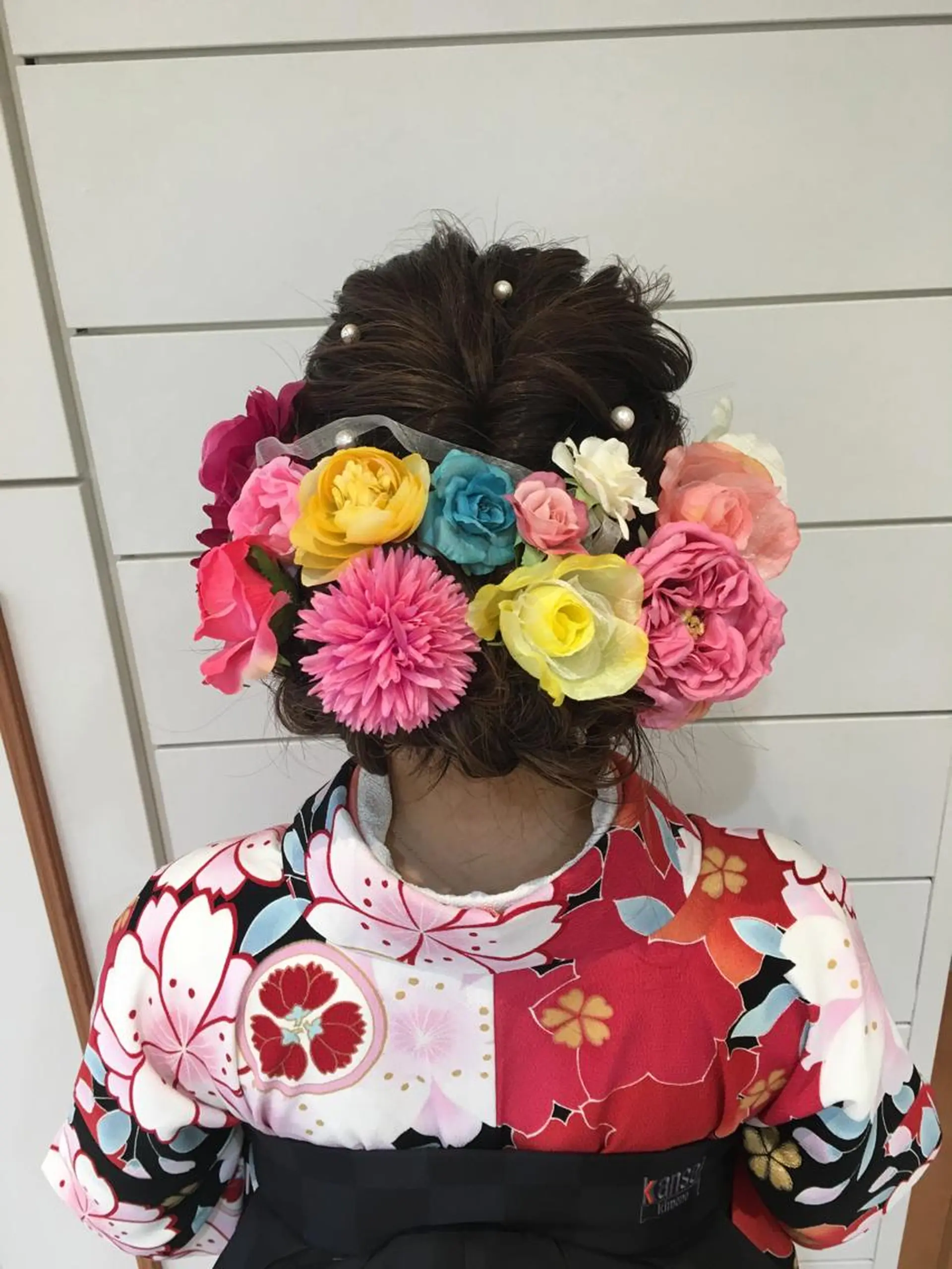 ロング カラー ヘアアレンジ 鍵山 千秋のヘアスタイル