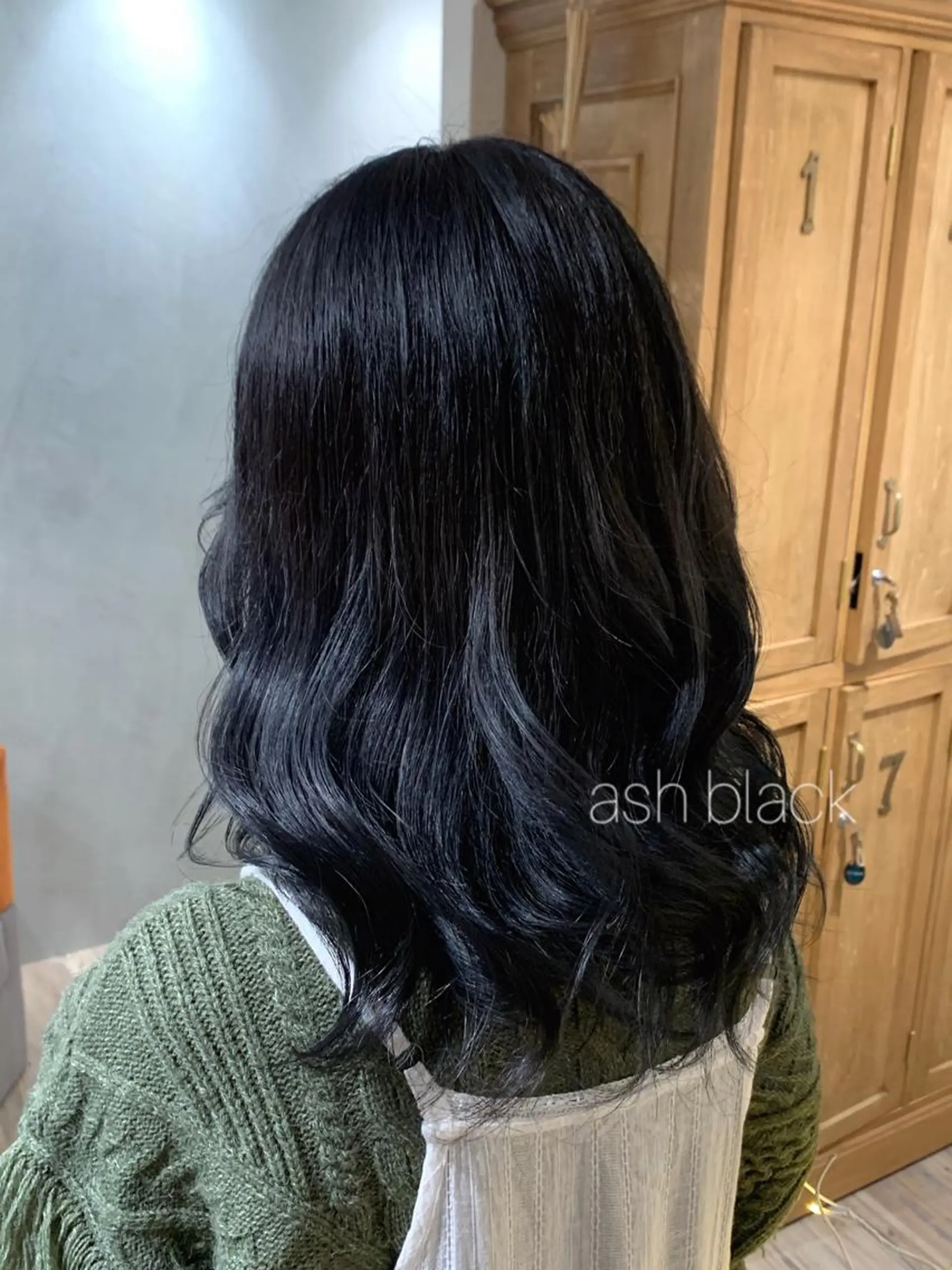 セミロング ヘアカラー 🧡ミルクティー/ レイヤー🧡ショウナのヘアスタイル