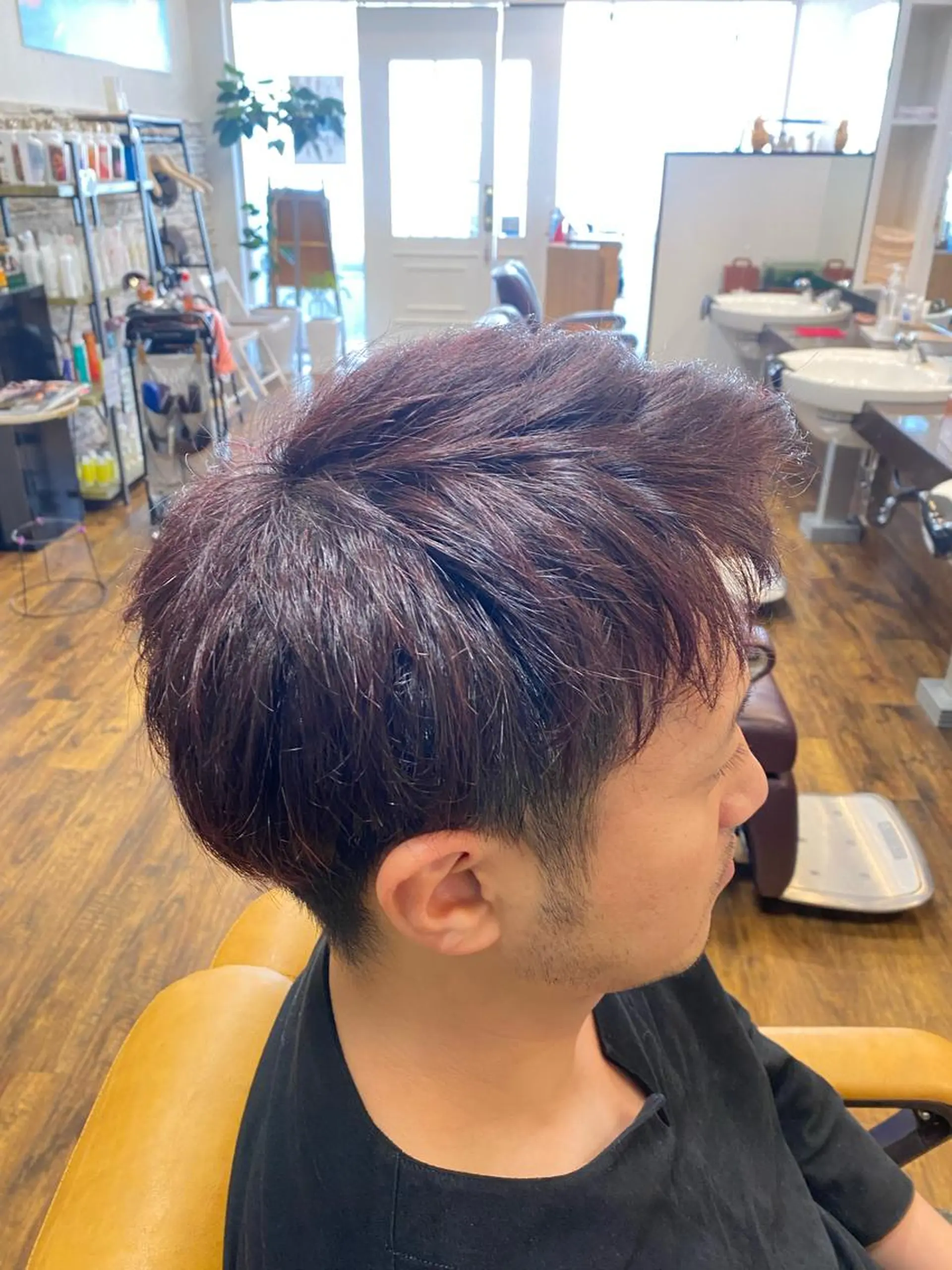 ショート カラー メンズ レッドカラー clomus梅田茶屋町店所属・髪質改善特化美容師 酸性ストレート近藤俊のヘアスタイル