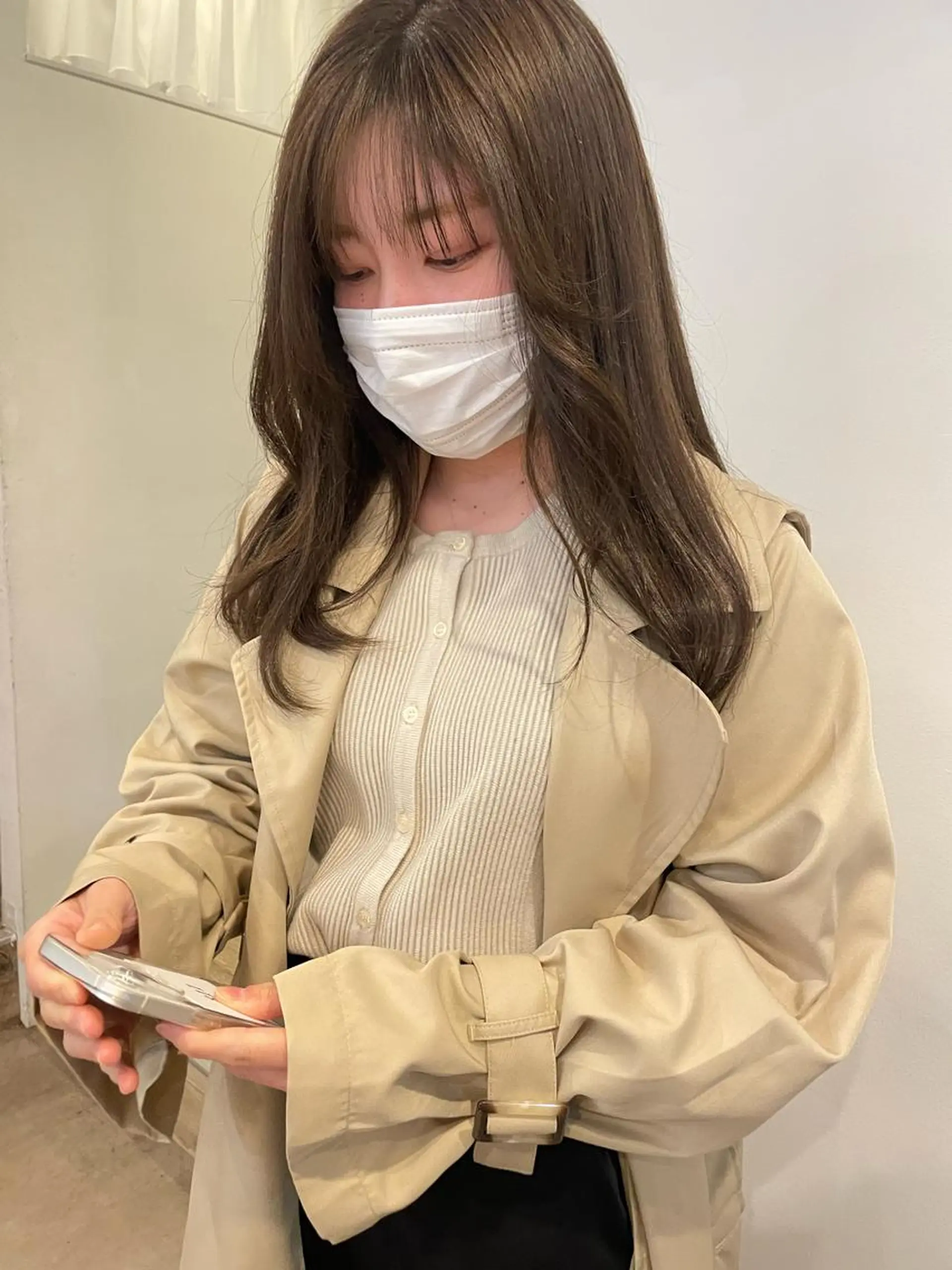 ロング カラー 佐藤 永夏のヘアスタイル