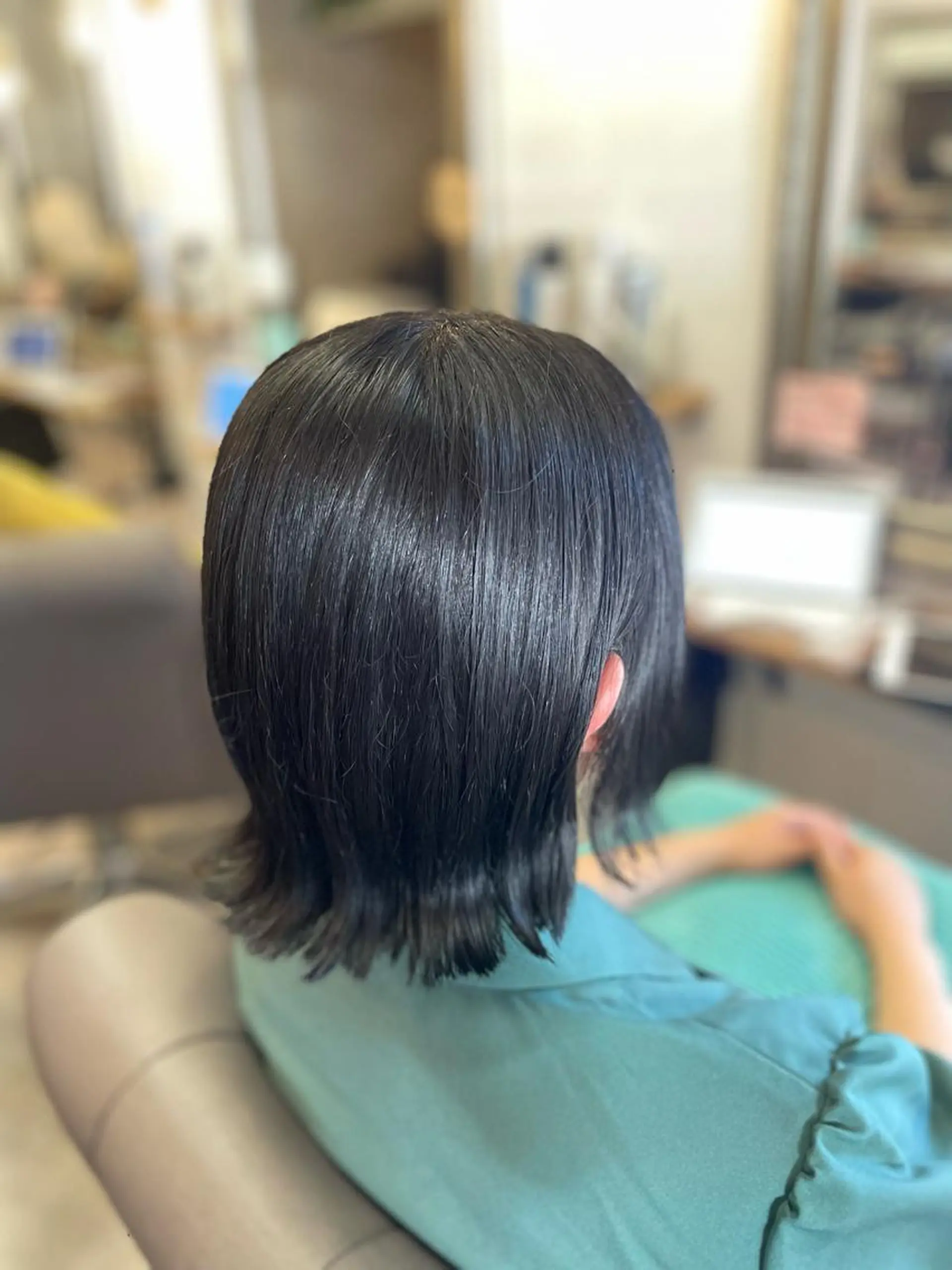 ミディアム 齋藤 真由のヘアスタイル