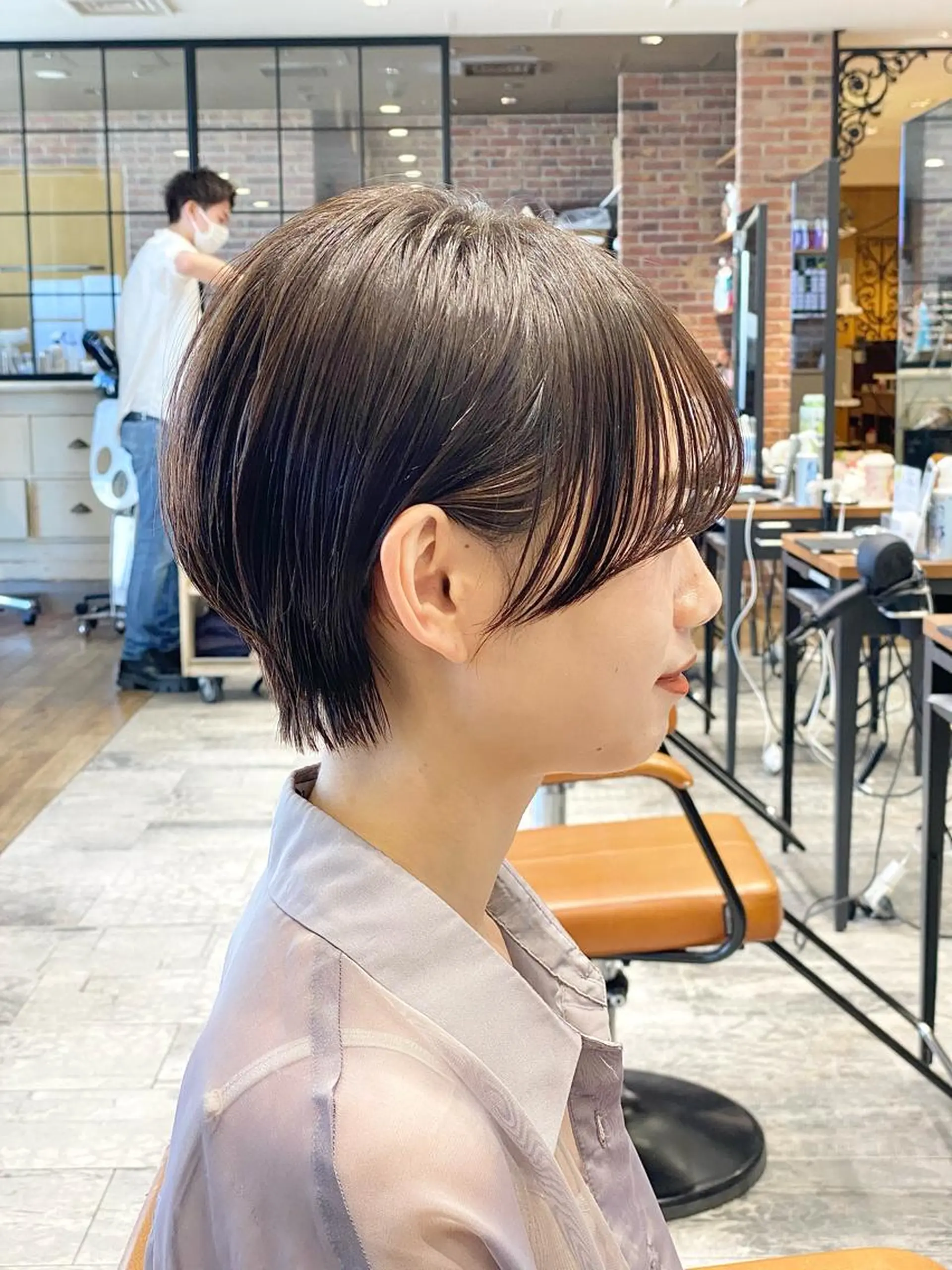 ショート 切りっぱなしボブ ショートボブ ハンサムショート 丸みショート アッシュ カット ヘアカラー トリートメント ショート、ボブの神✨ 峯朋也✂︎✨のヘアスタイル