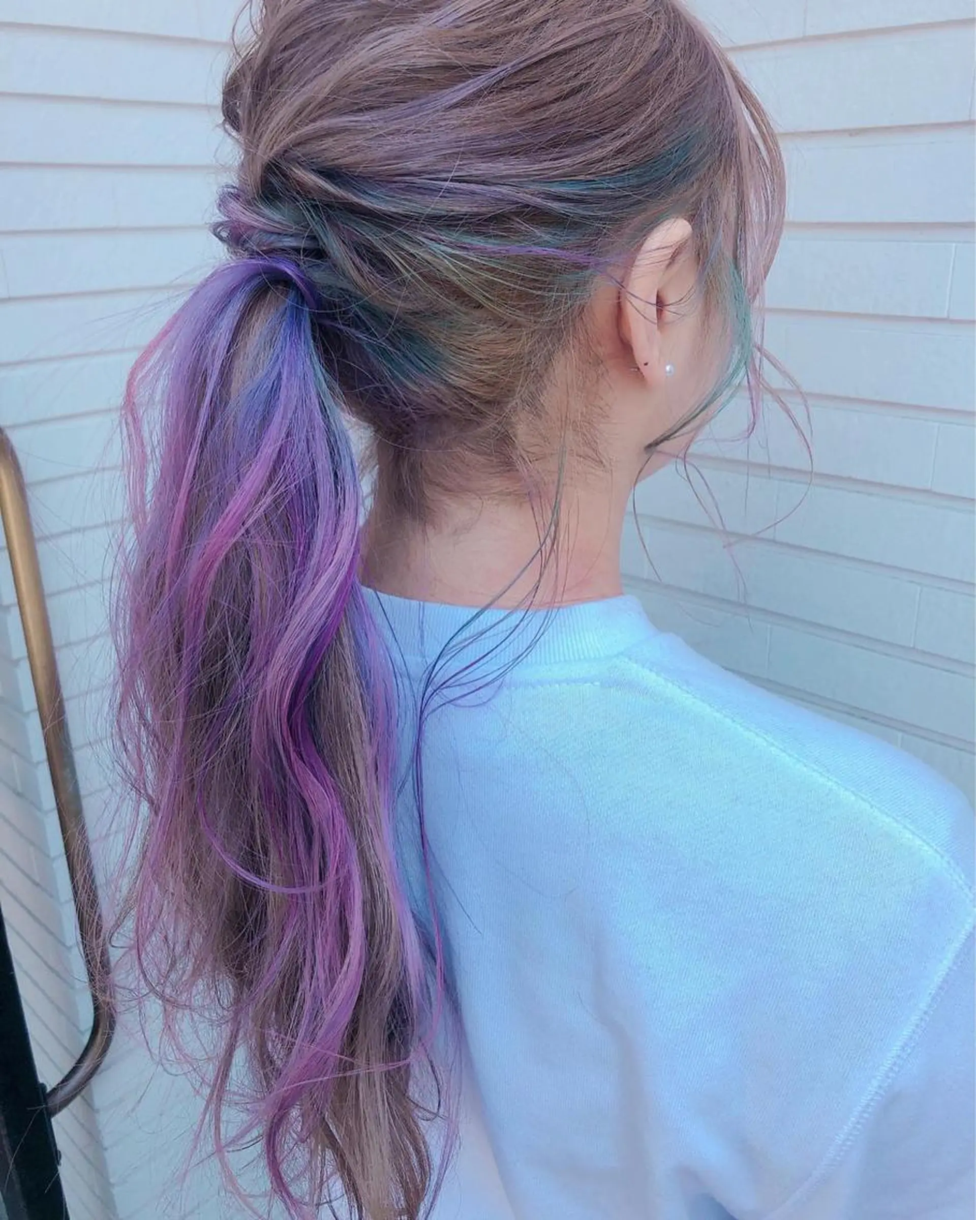 ロング カラー ヘアアレンジ ﾊｲﾄｰﾝ/ｶﾗｰ/ 用賀/稲若健太郎のヘアスタイル