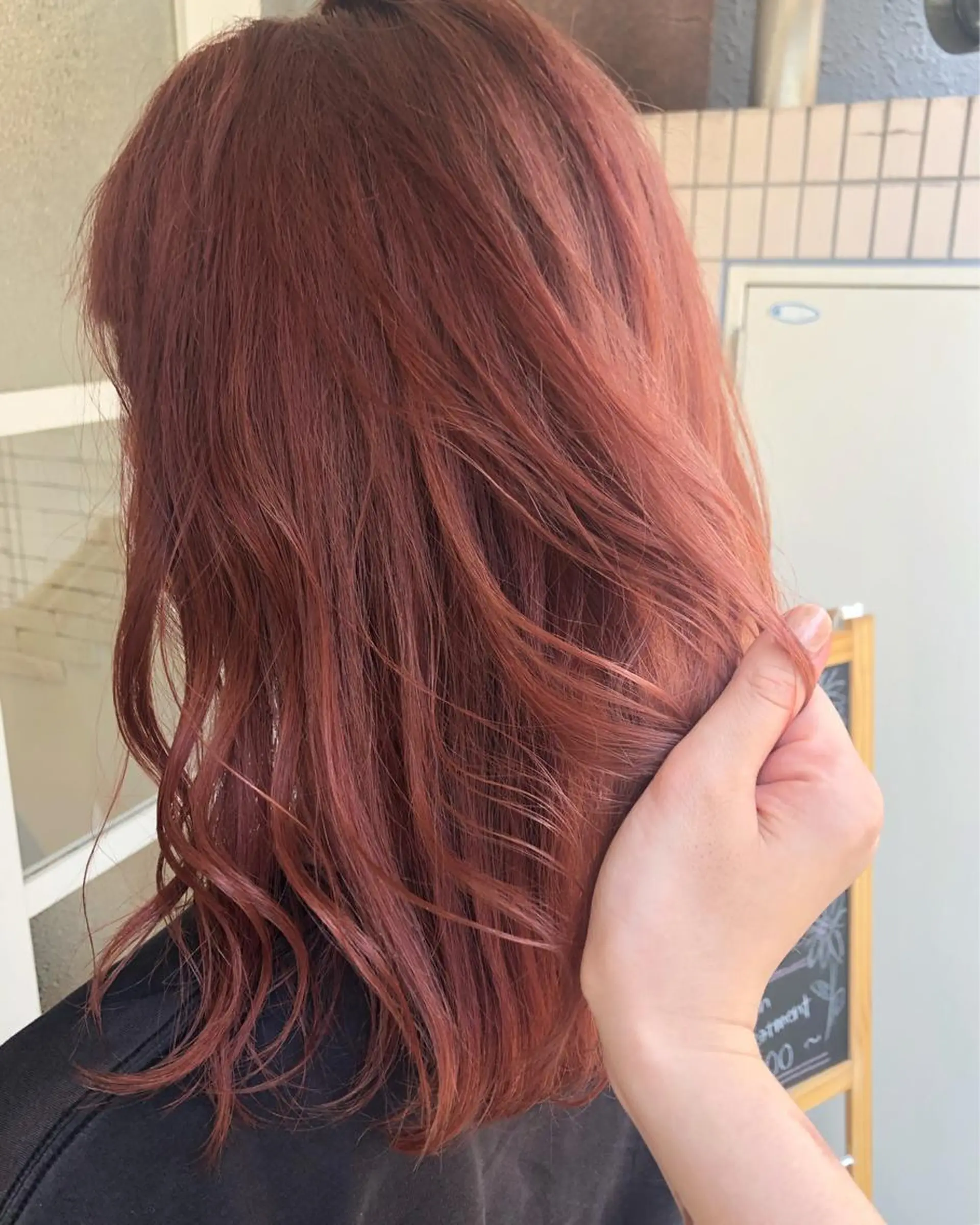 カラー オレンジ ピンクカラー カット ヘアカラー uni（ウニ）所属・西村 有紗のヘアスタイル