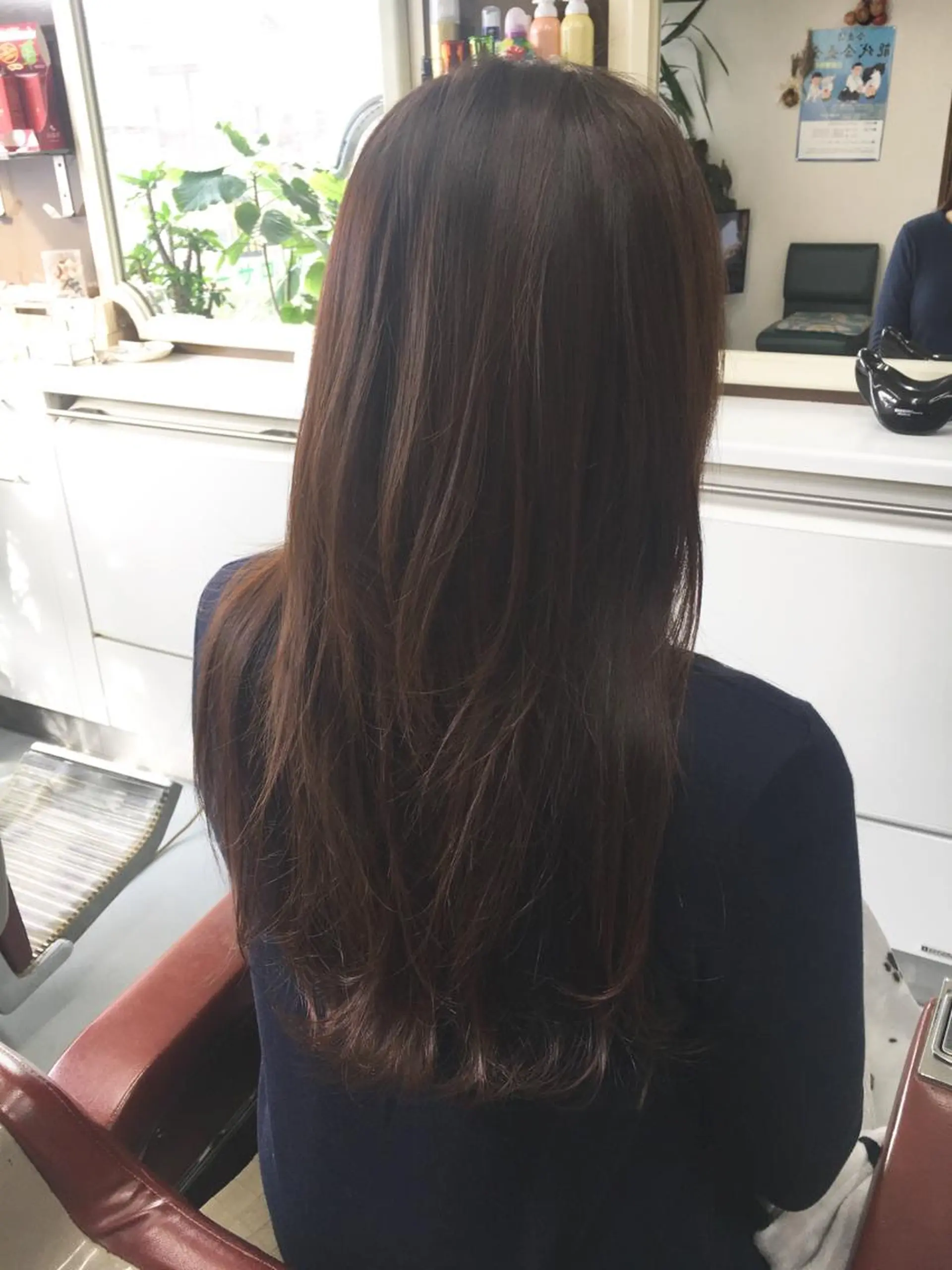 ロング カラー レイヤーカット ロング カット ヘアカラー トリートメント ストウ ナナエのヘアスタイル