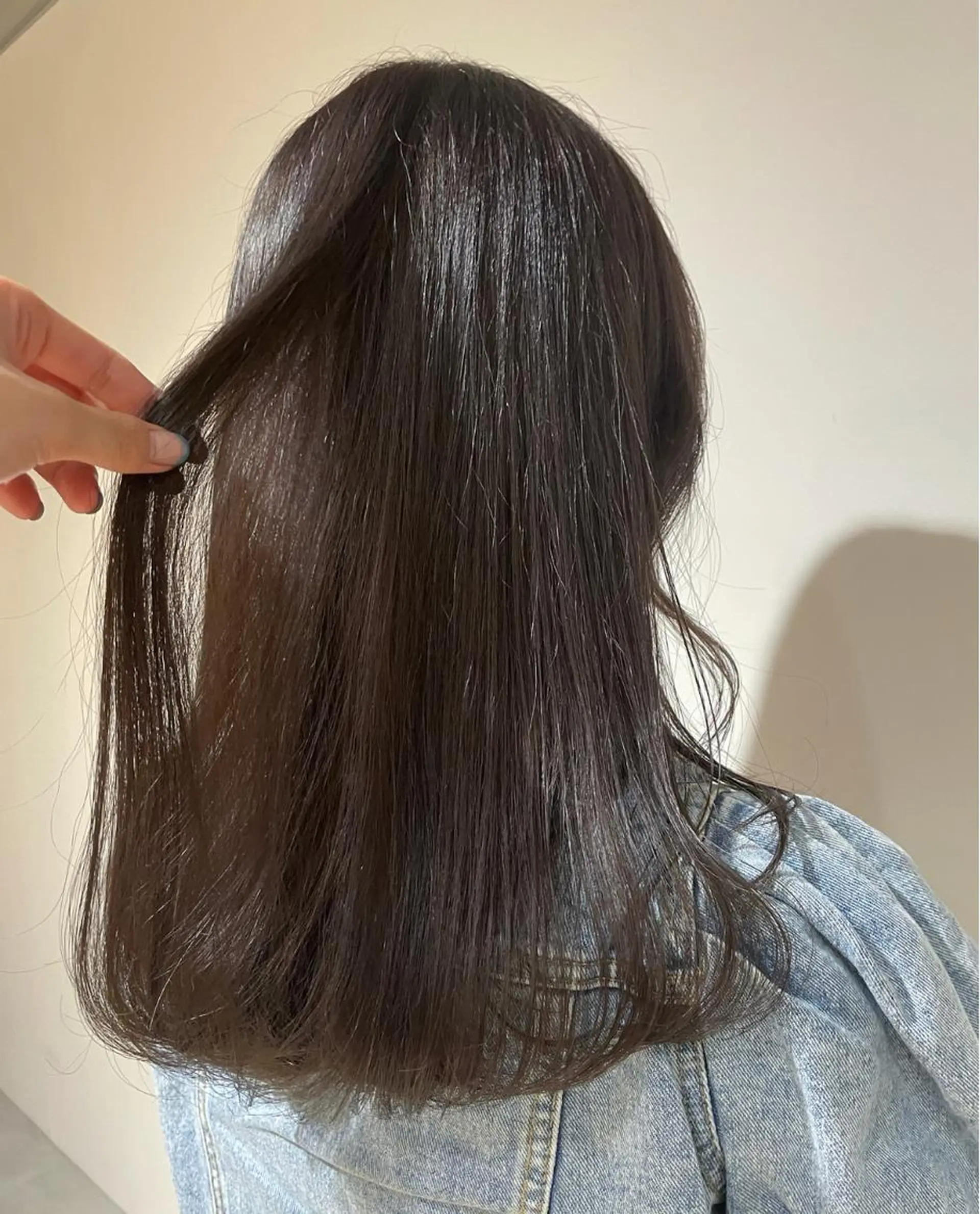 ロング カラー グレージュ ラベンダーカラー ラベンダーグレージュ ラベンダーグレー chiharu ボブ/レイヤーのヘアスタイル