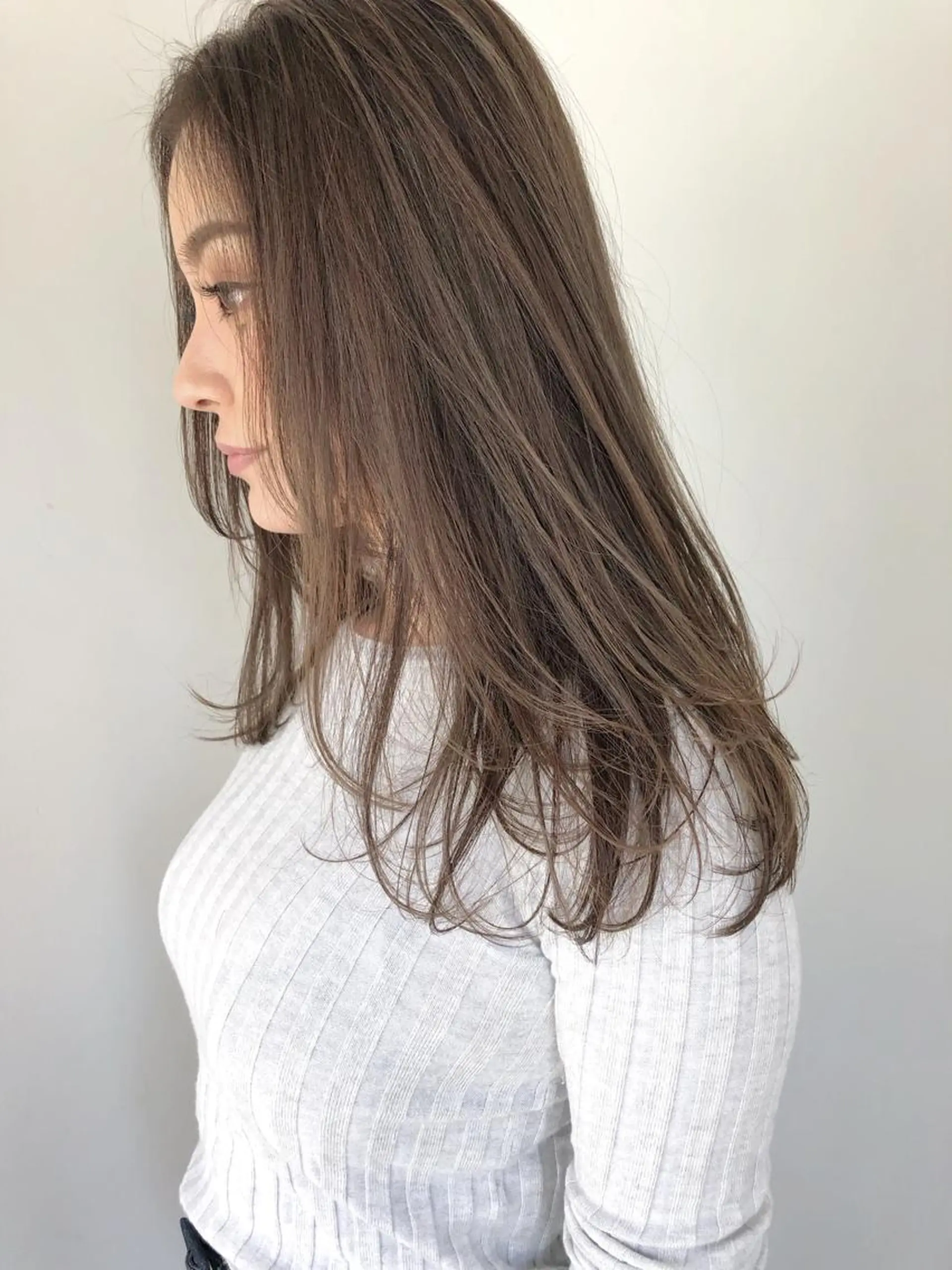 セミロング ハイライト ボブ/レイヤー 🌟梅田盛一🌟のヘアスタイル