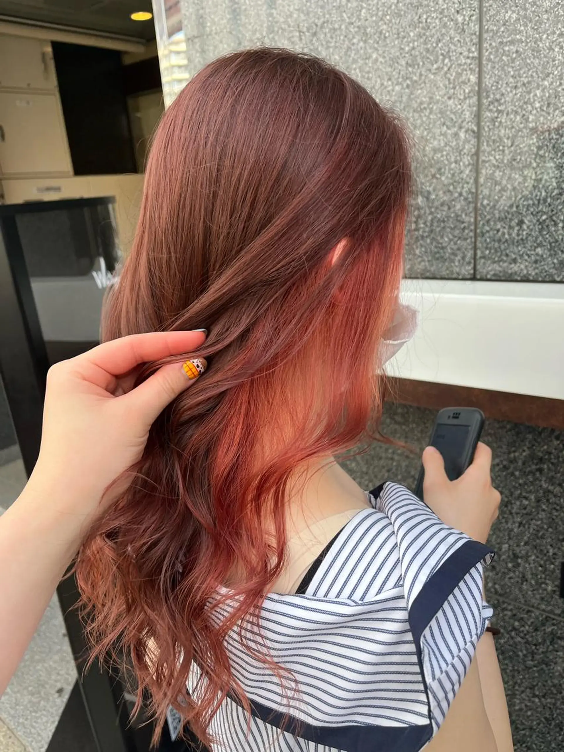 ロング カラー ブラウンカラー オレンジ ピンクカラー ピンクブラウン ヘアカラー トリートメント ヘアセット 韓国/インナーカラー 🍑YUI🍑のヘアスタイル