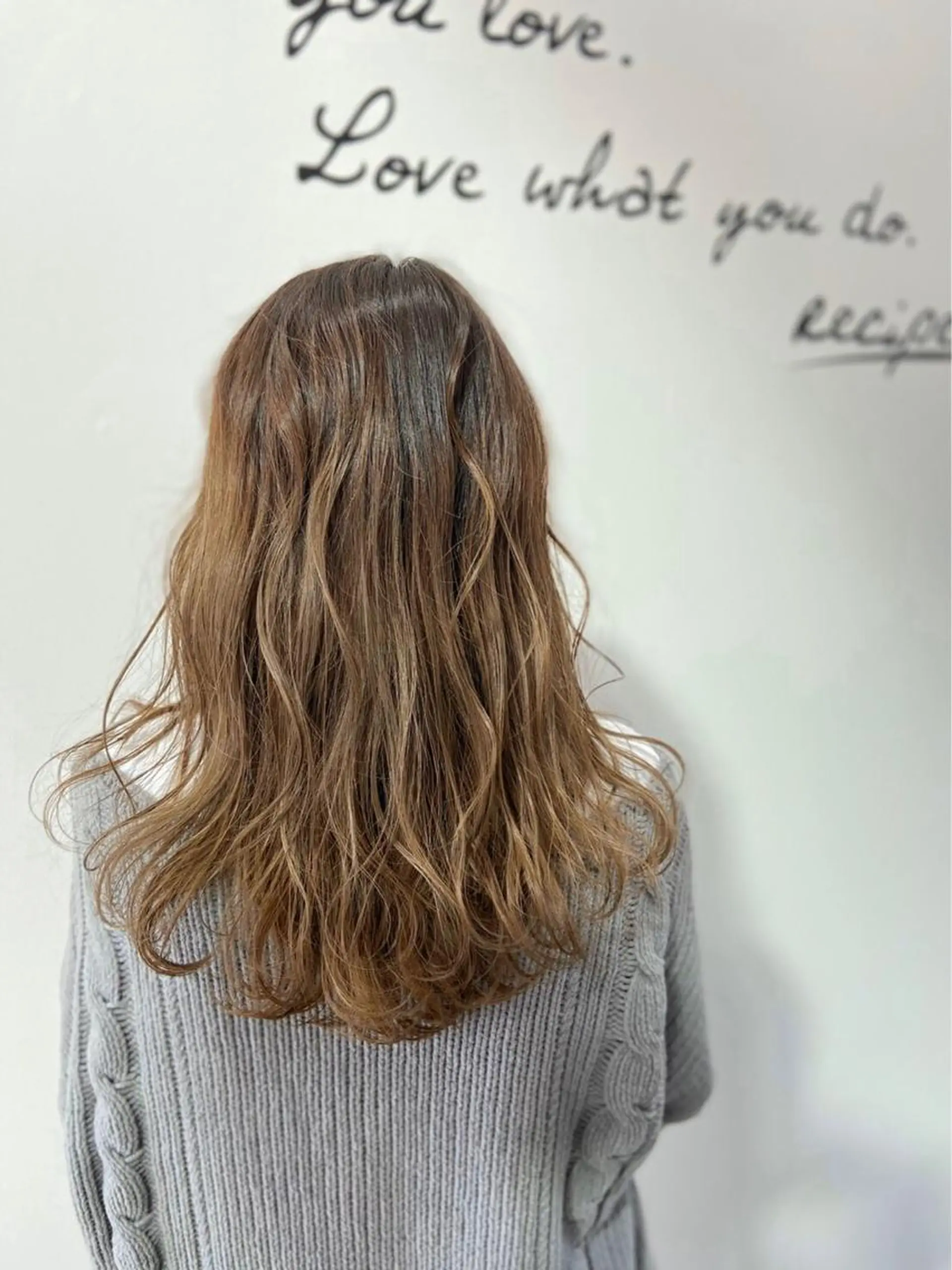 セミロング カラー パーマ カット ヘアカラー パーマ トリートメント ヘアセット 中村 優太のヘアスタイル