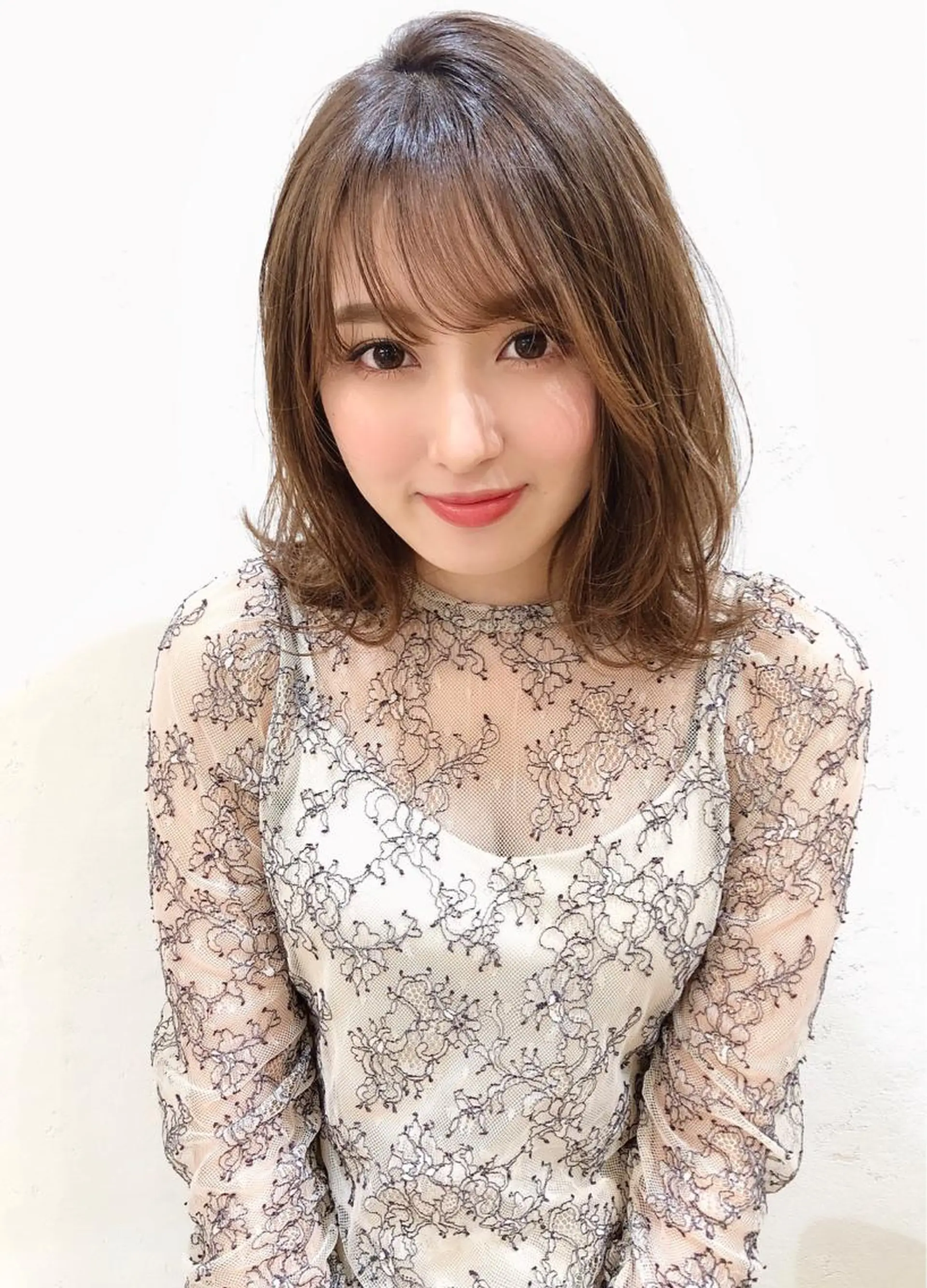 ミディアム カラー パーマ ヘアカラー トリートメント ヘアセット Londideal 高橋ヒロシのヘアスタイル