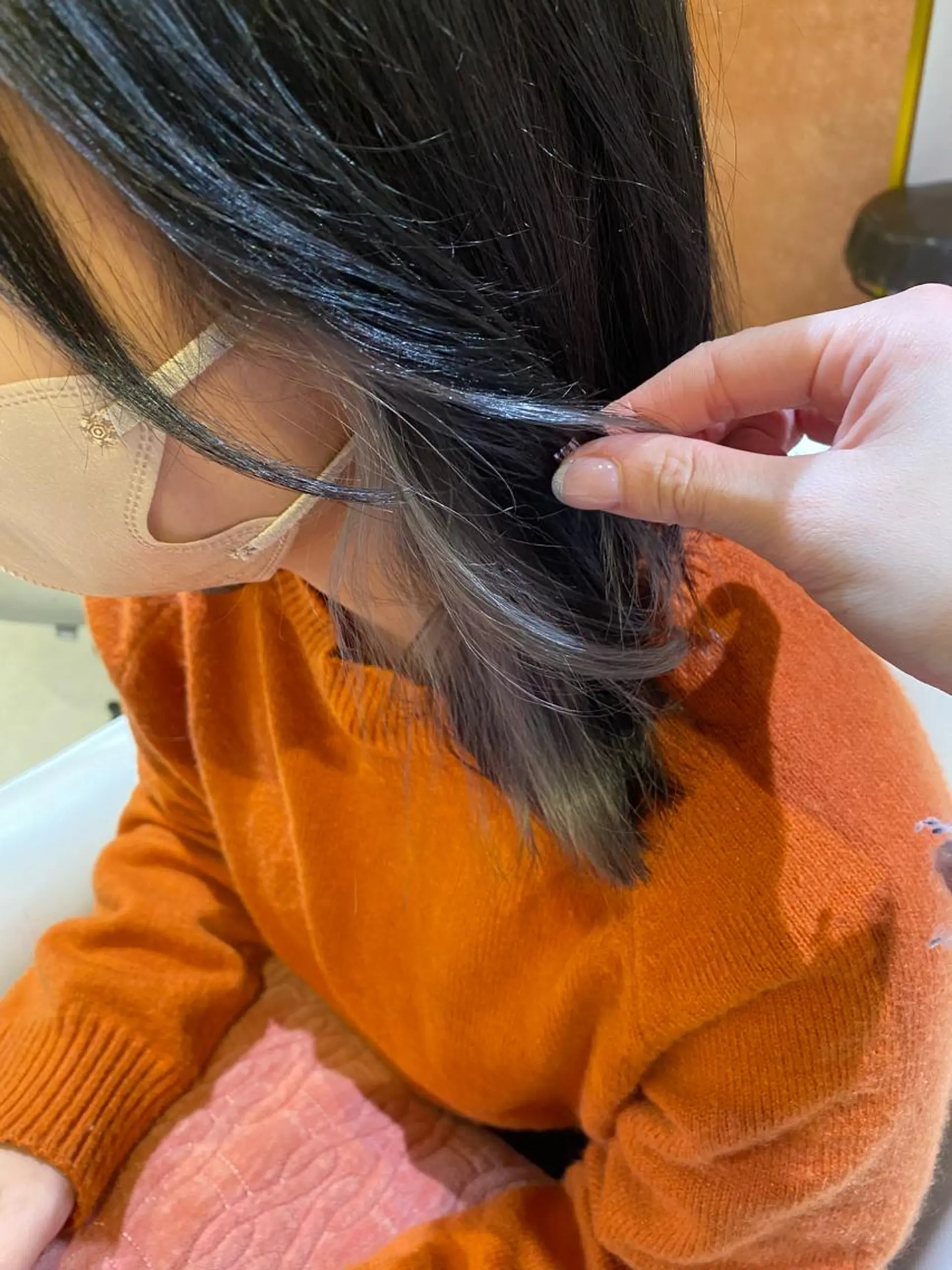 ミディアム ヘアカラー 梛木 唯のヘアスタイル