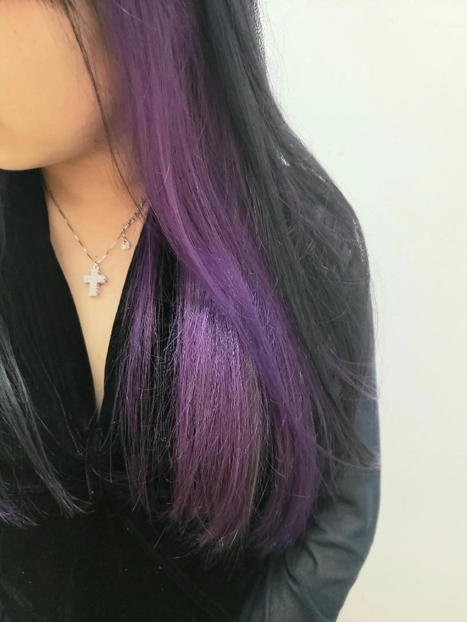 ロング カラー ヘアアレンジ インナーカラー ピンクカラー ピンクパープル パープルカラー 成瀬 弘光のヘアスタイル