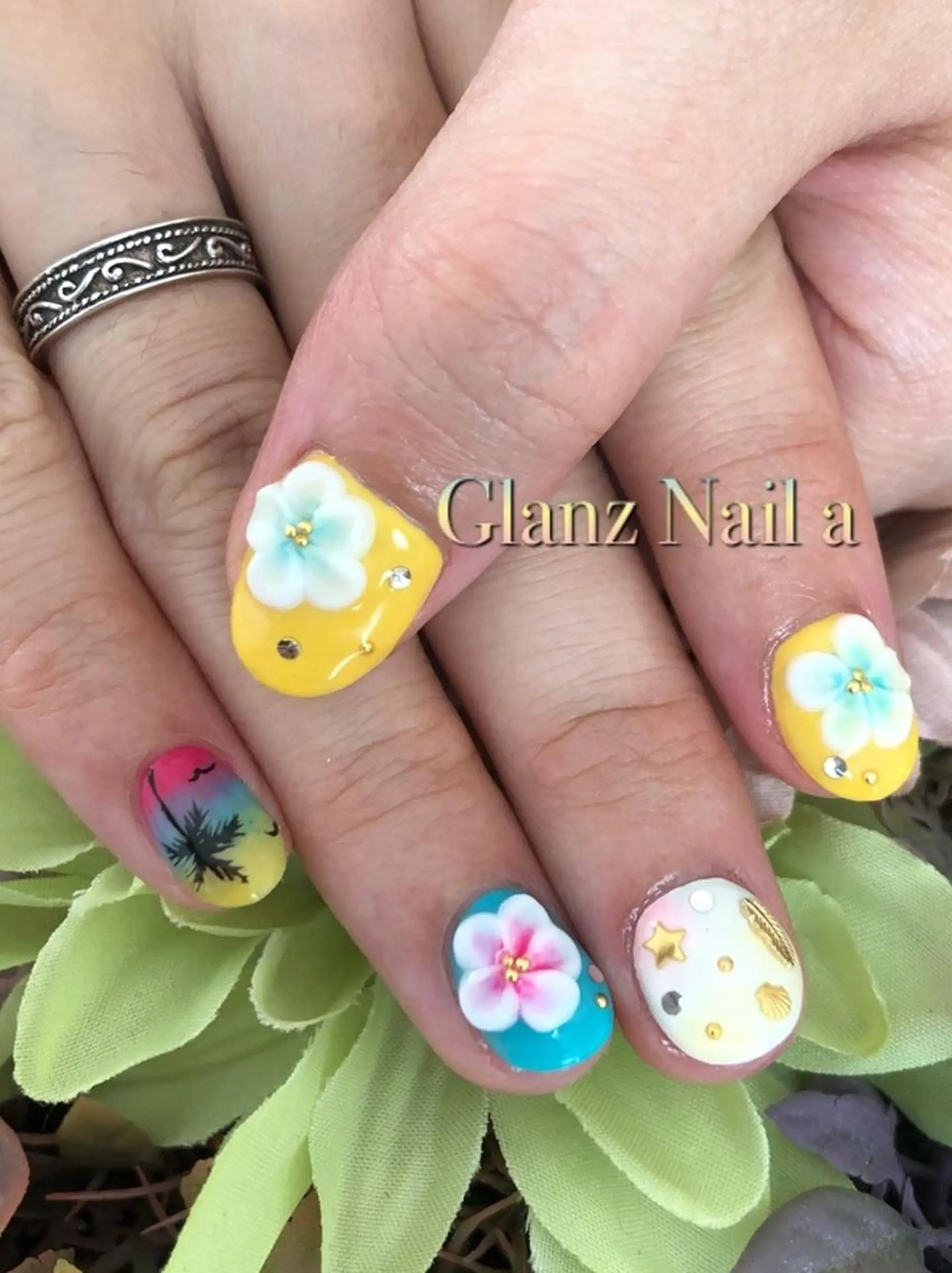 ネイル Glanz  Nail aのネイルデザイン