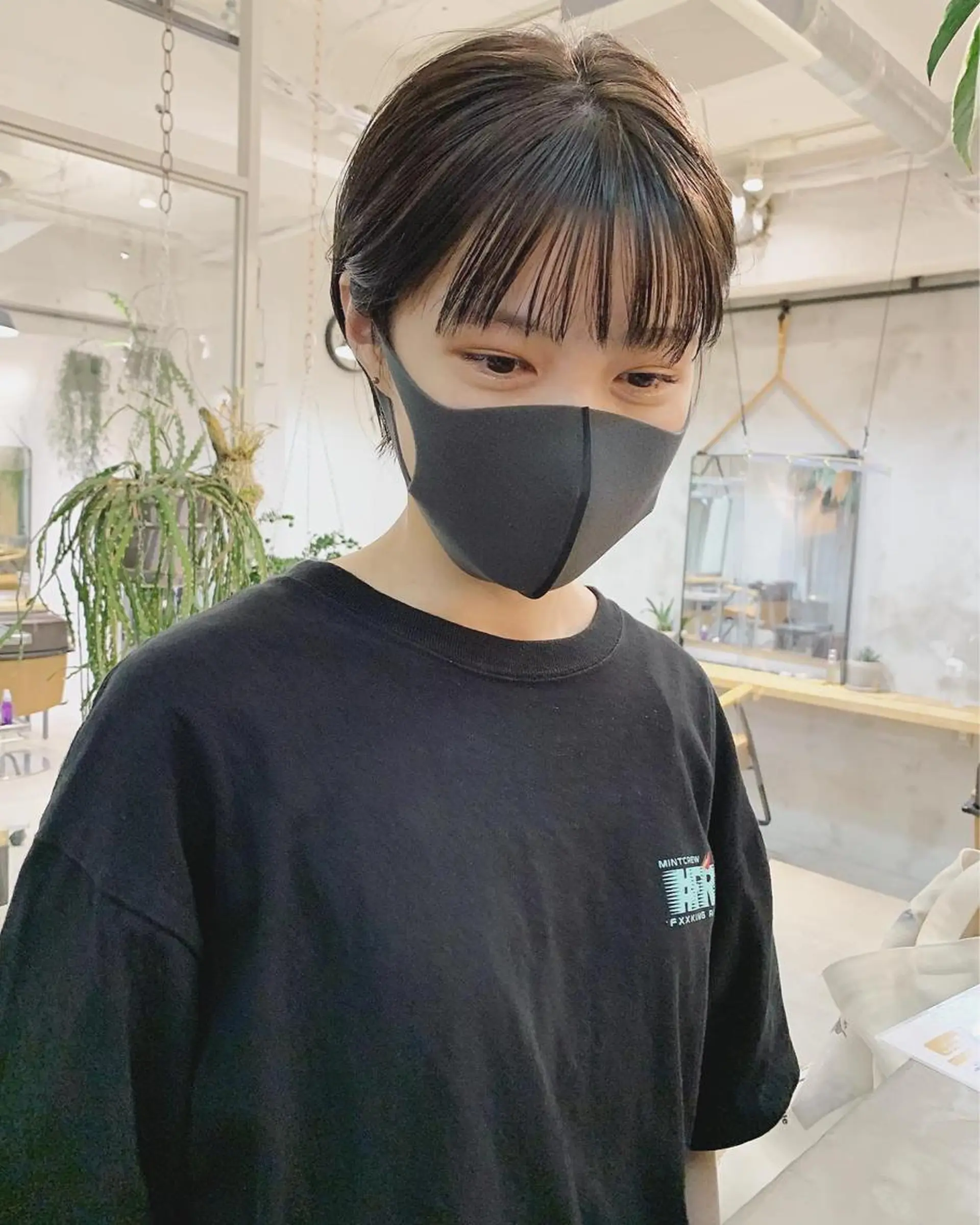 ショート カラー カット ヘッドスパ ハイトーン&暗髪🔥 表参道二刀流マエダのヘアスタイル