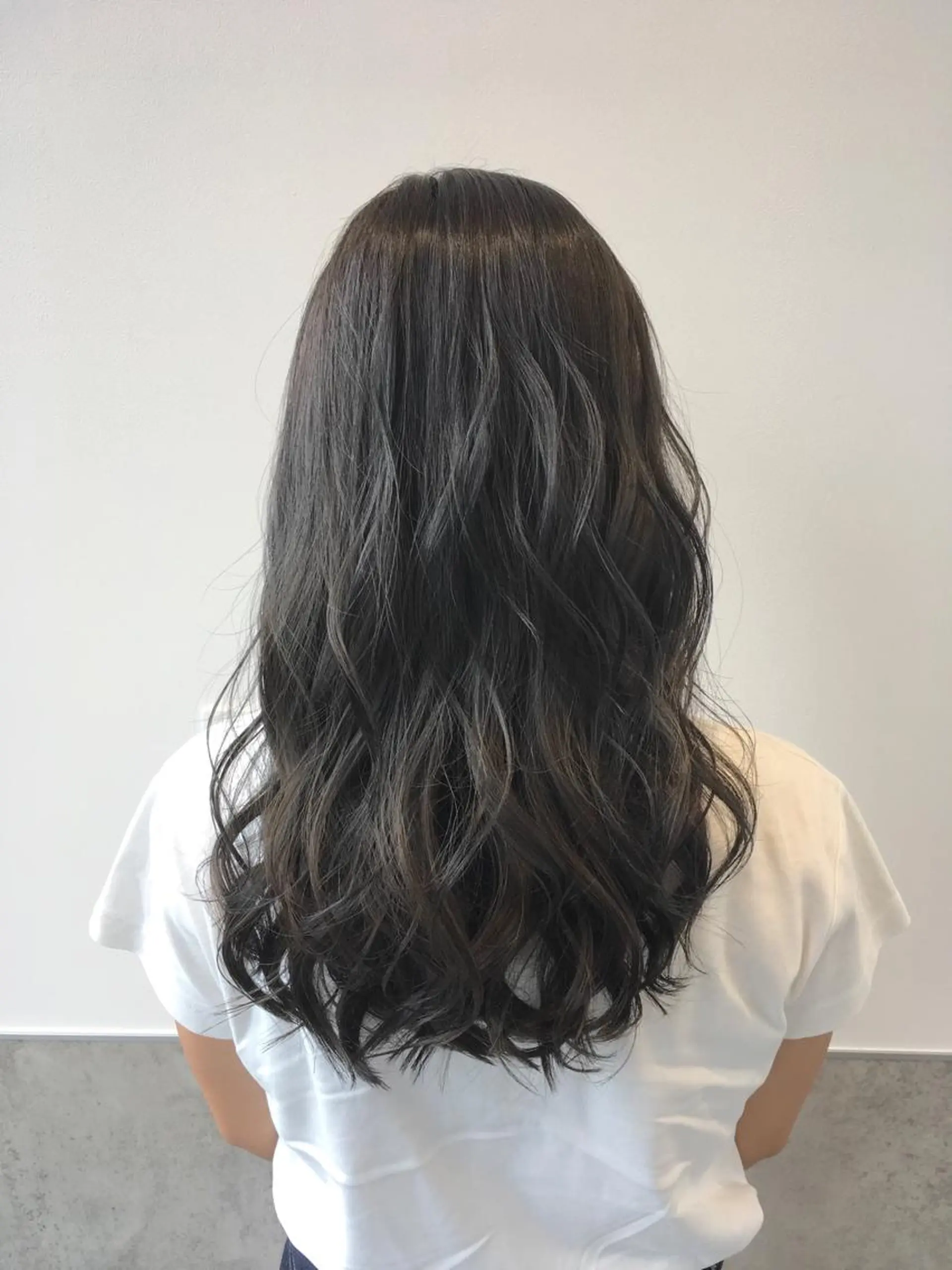 ロング カラー グレージュ ヘアカラー トリートメント ヘッドスパ ヘアセット go today shaire salon 本店所属・yoshi ☆のヘアスタイル