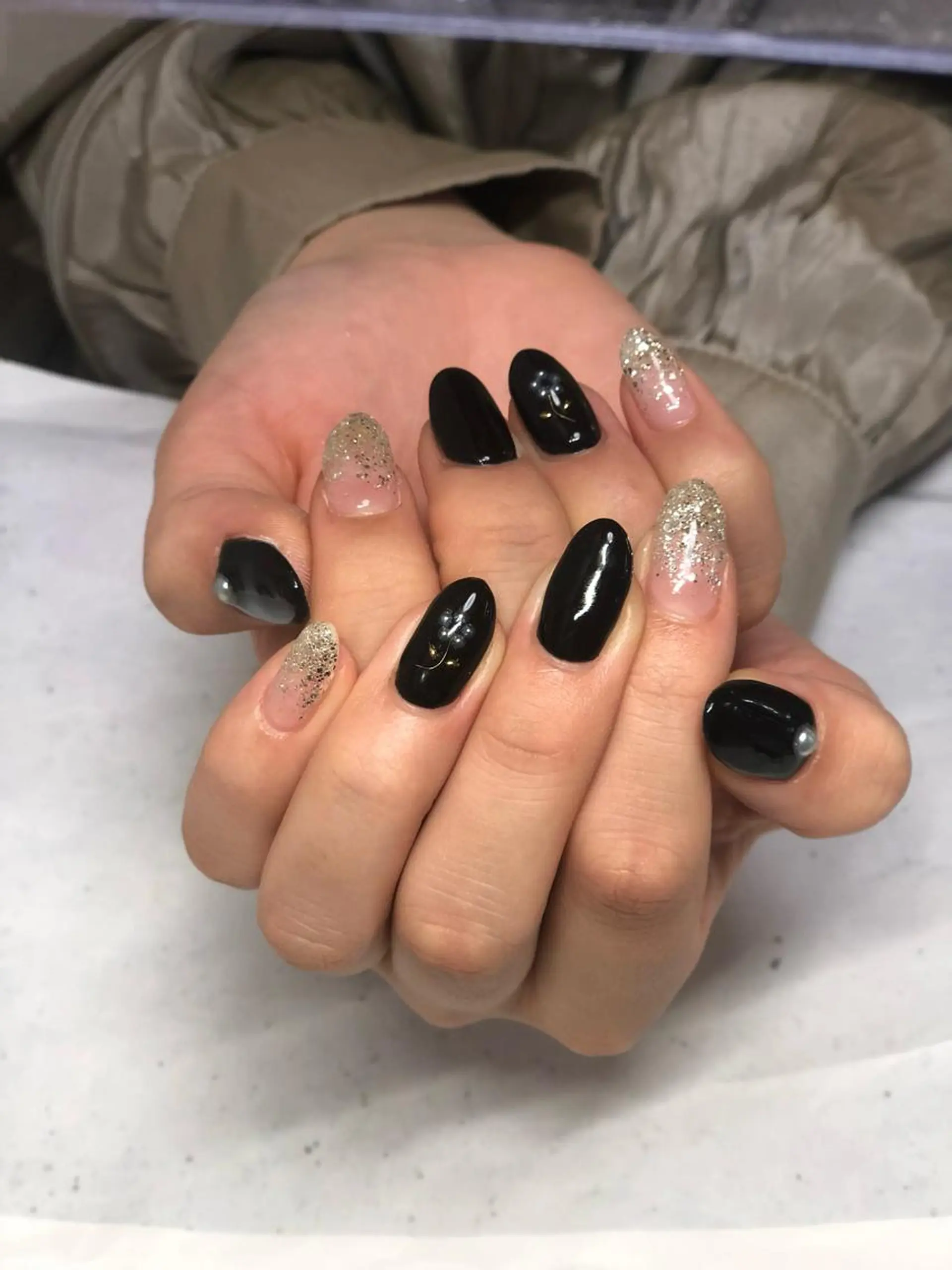 ネイル アートネイル 持ち込み Salon•de•Niina所属・ボディビルダーSal on.DeNiinaのネイルデザイン