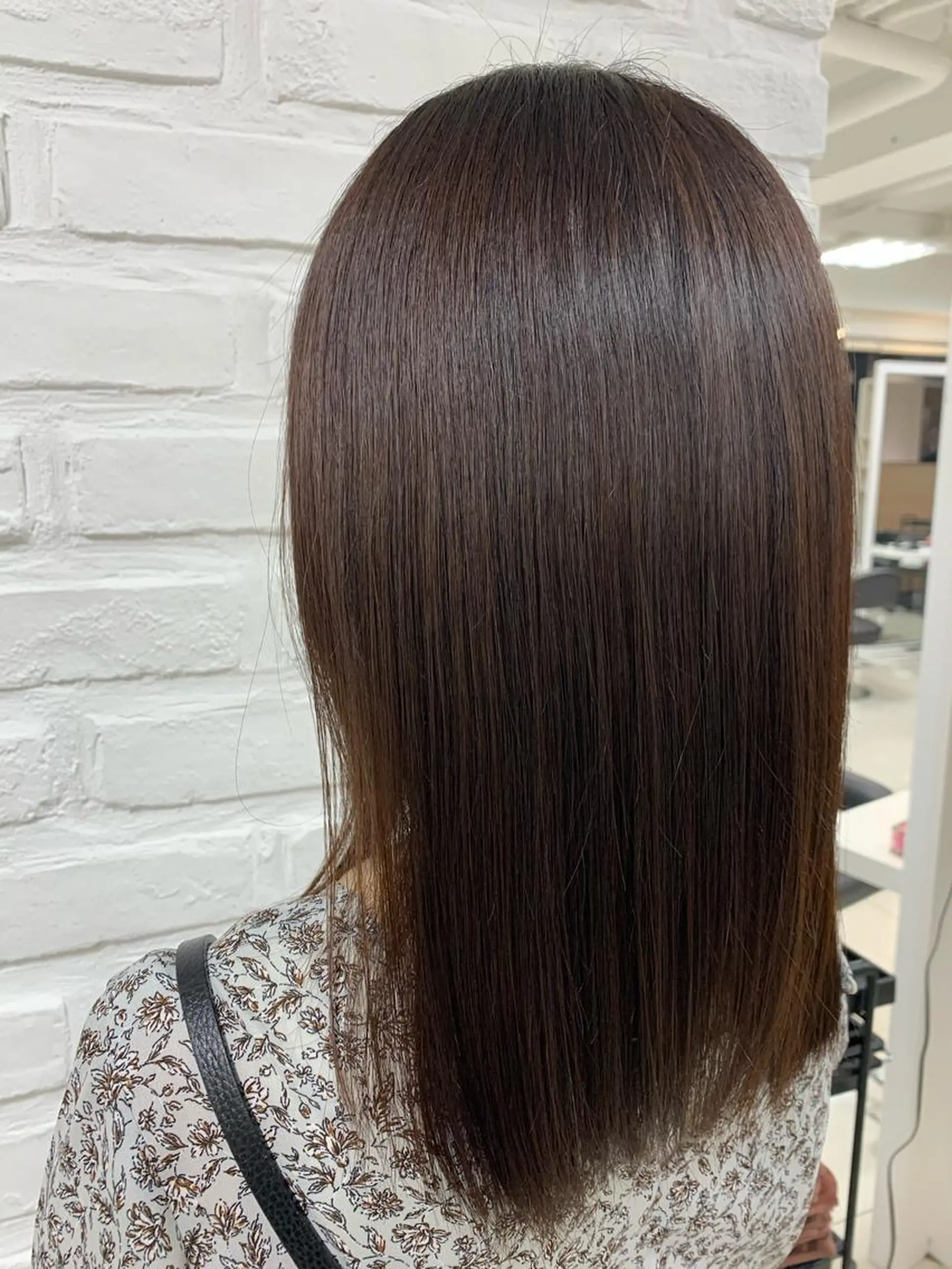 セミロング カラー ブラウンカラー ピンクカラー ピンクブラウン メンズヘア専門🦊 RYOKAのヘアスタイル