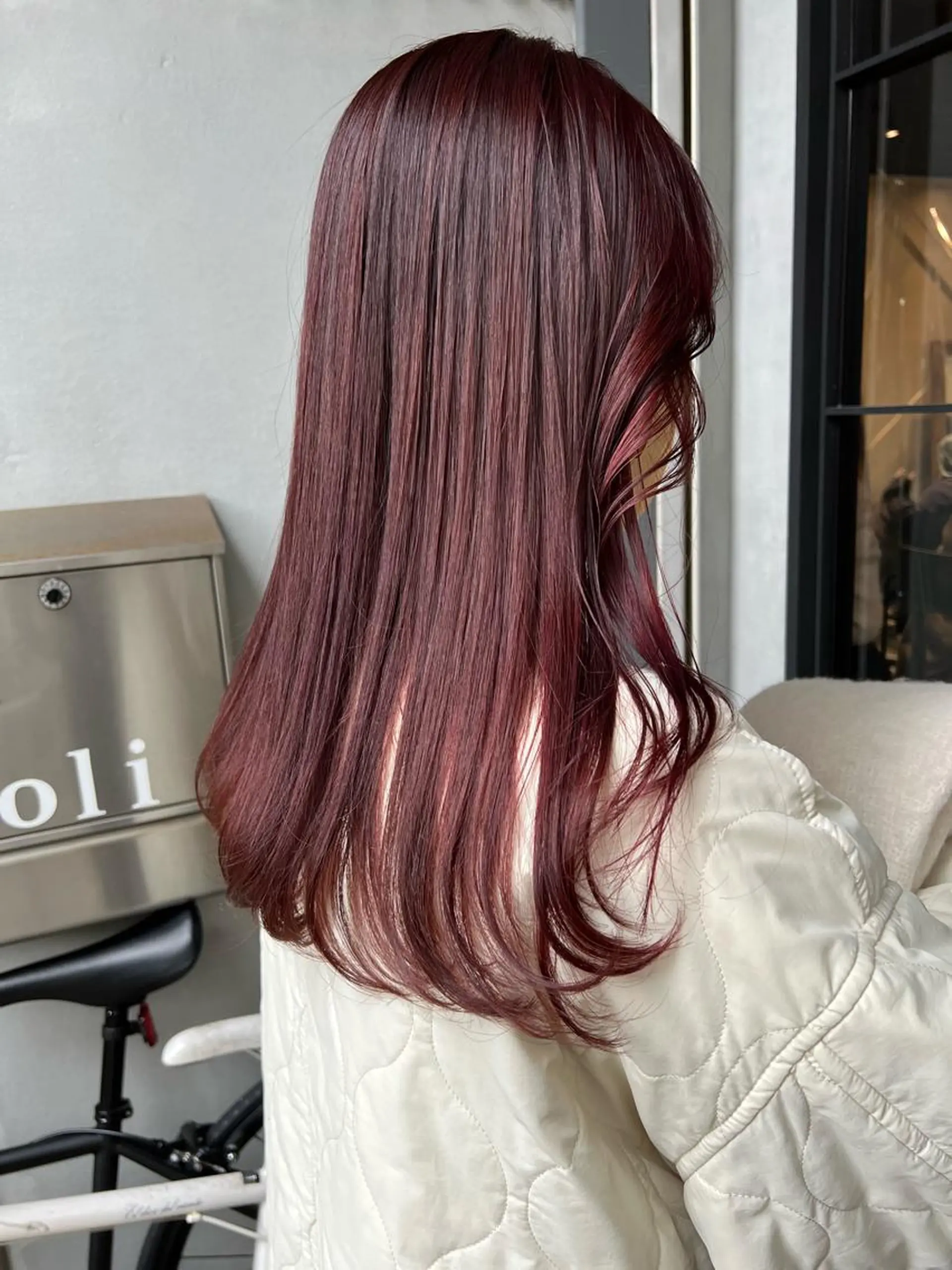 ロング カラー ブリーチ ダブルカラー ブリーチなしカラー レッドカラー ヘアカラー トリートメント 野々村 朋美のヘアスタイル